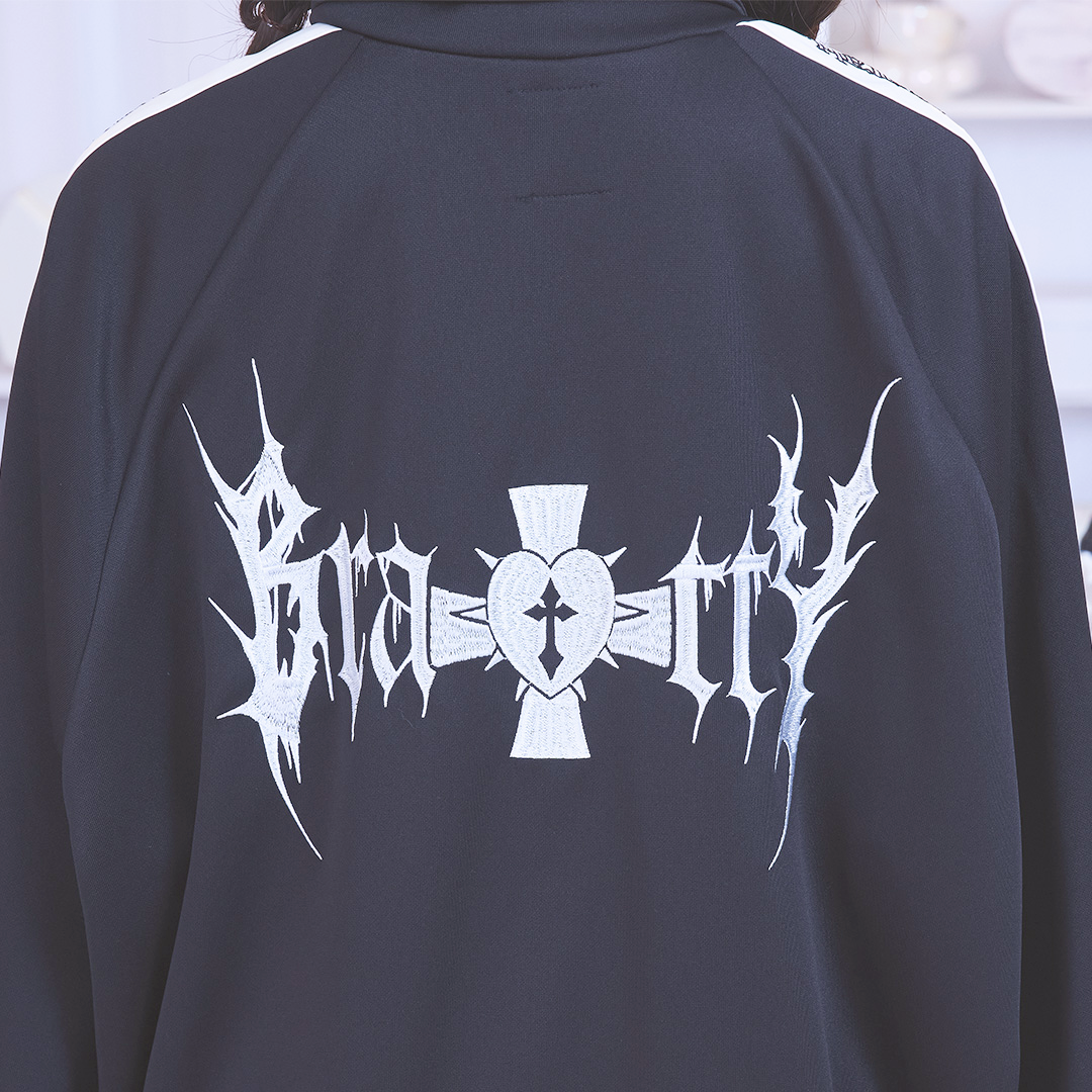 《mine》レザーロゴ刺繍ジャージセットアップ