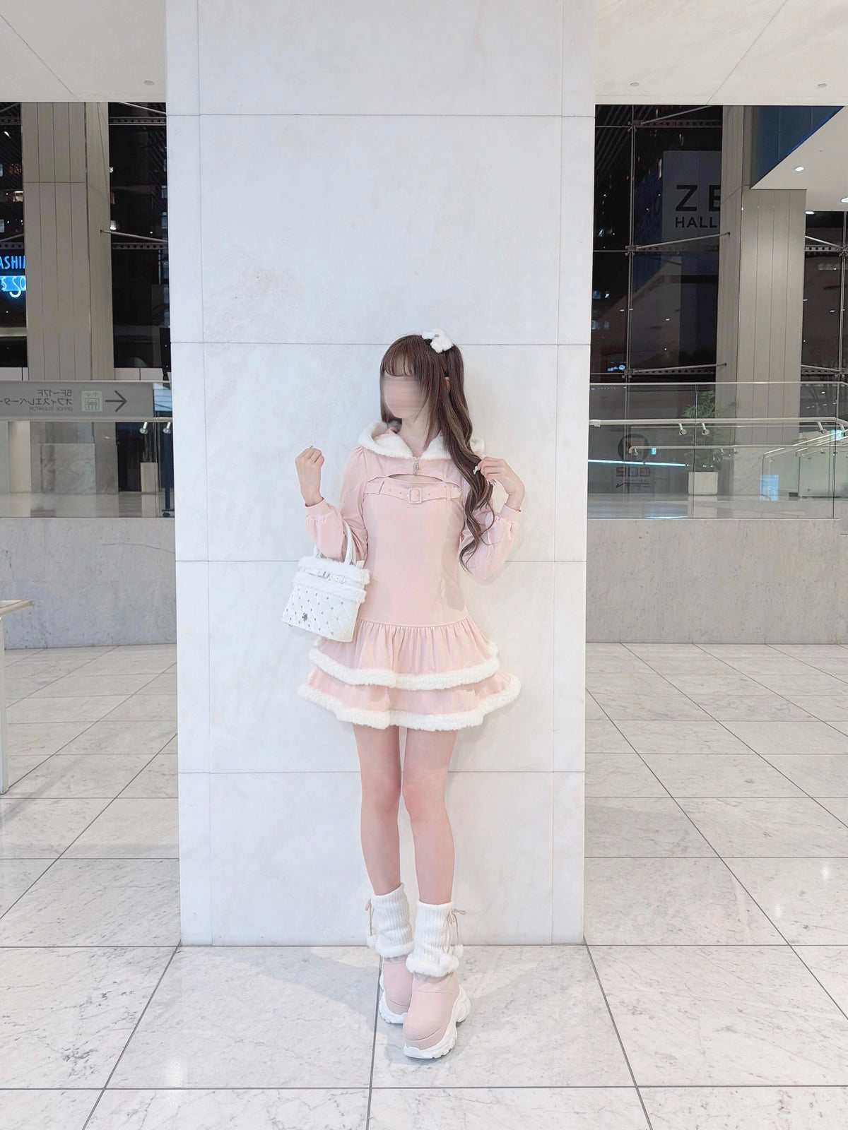 《LAFARY closet》ボアティアードパーカーワンピ