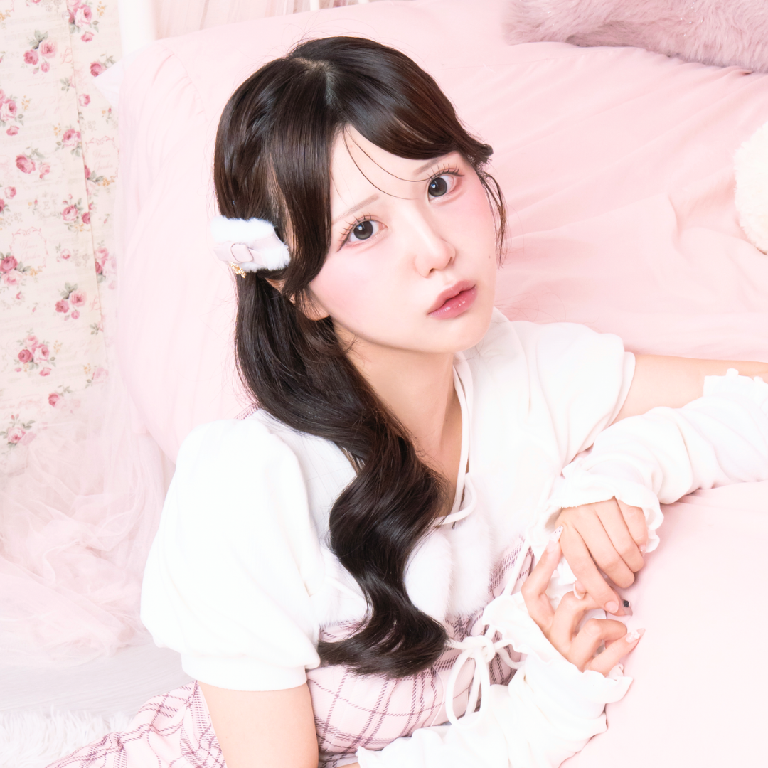 《LAFARY closet》ロゴリボンファーピン