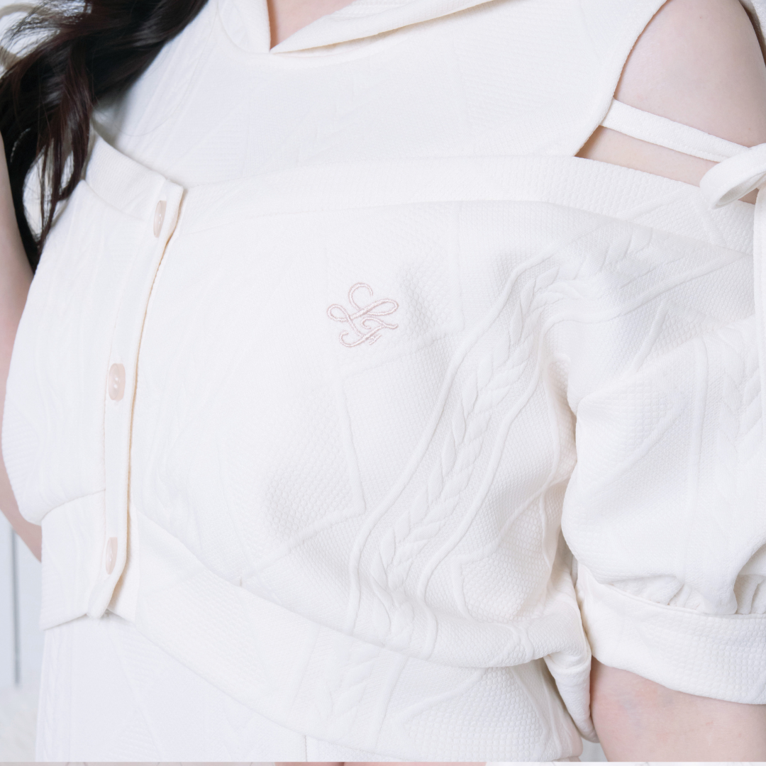 《LAFARY closet》エンブレムロゴパーカーワンピ