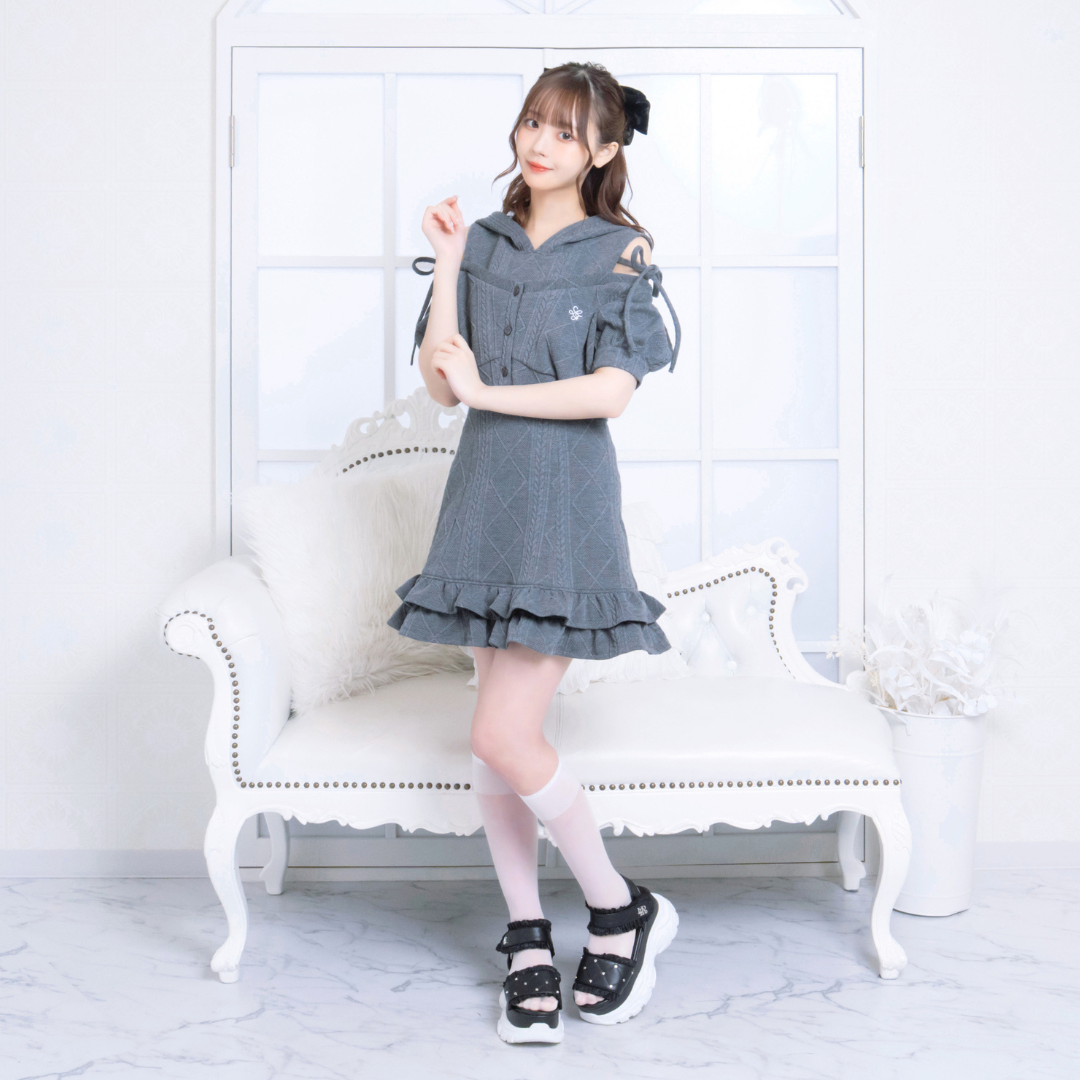 LAFARY closet》エンブレムロゴパーカーワンピ- LAFARY ONLINE