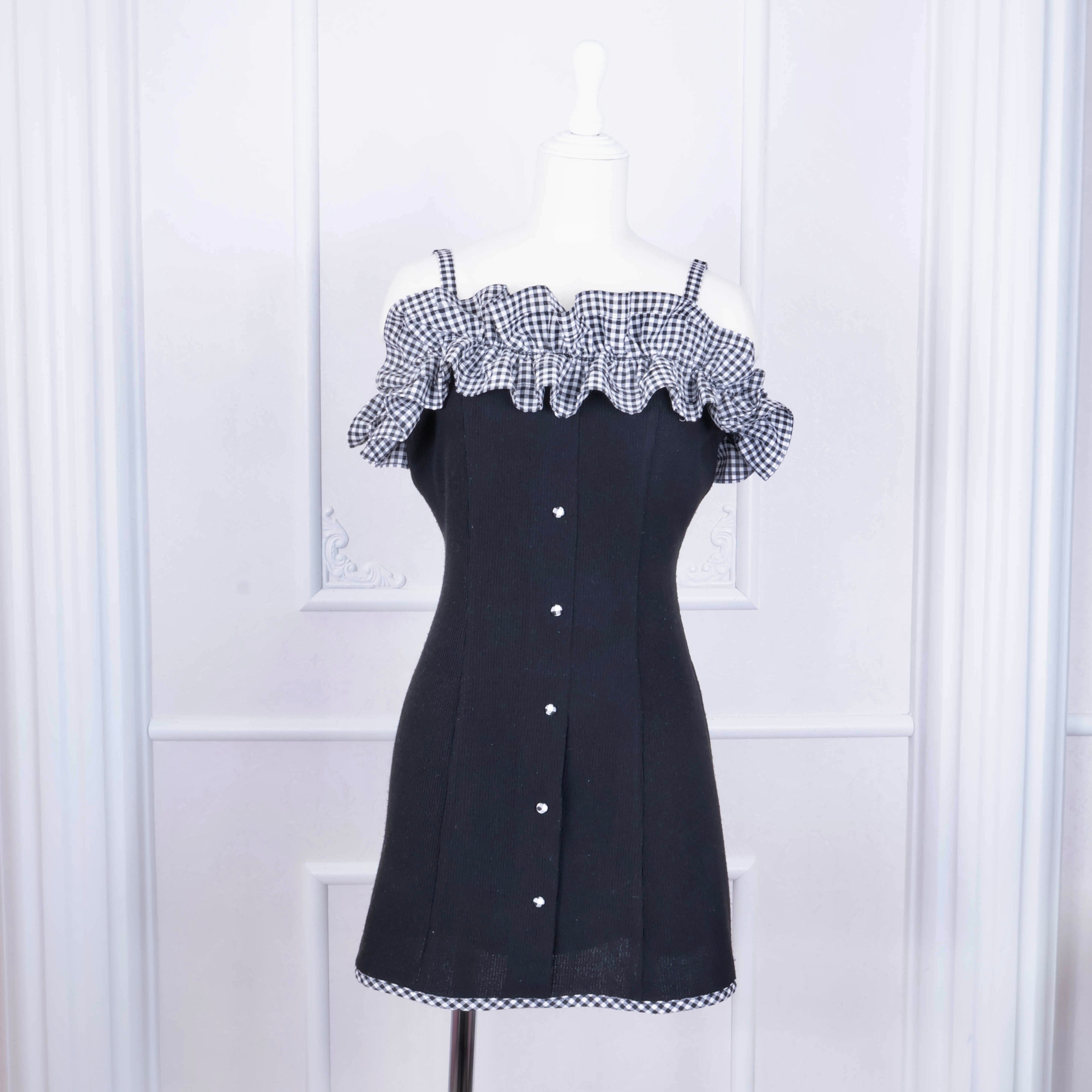 《LAFARY closet》ギンガムオフショルカットワンピース