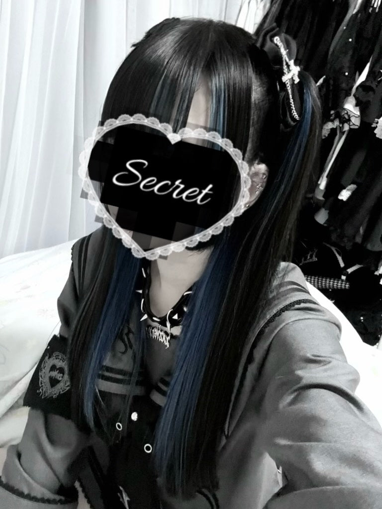 《mine》チェーンロッククロスリボン