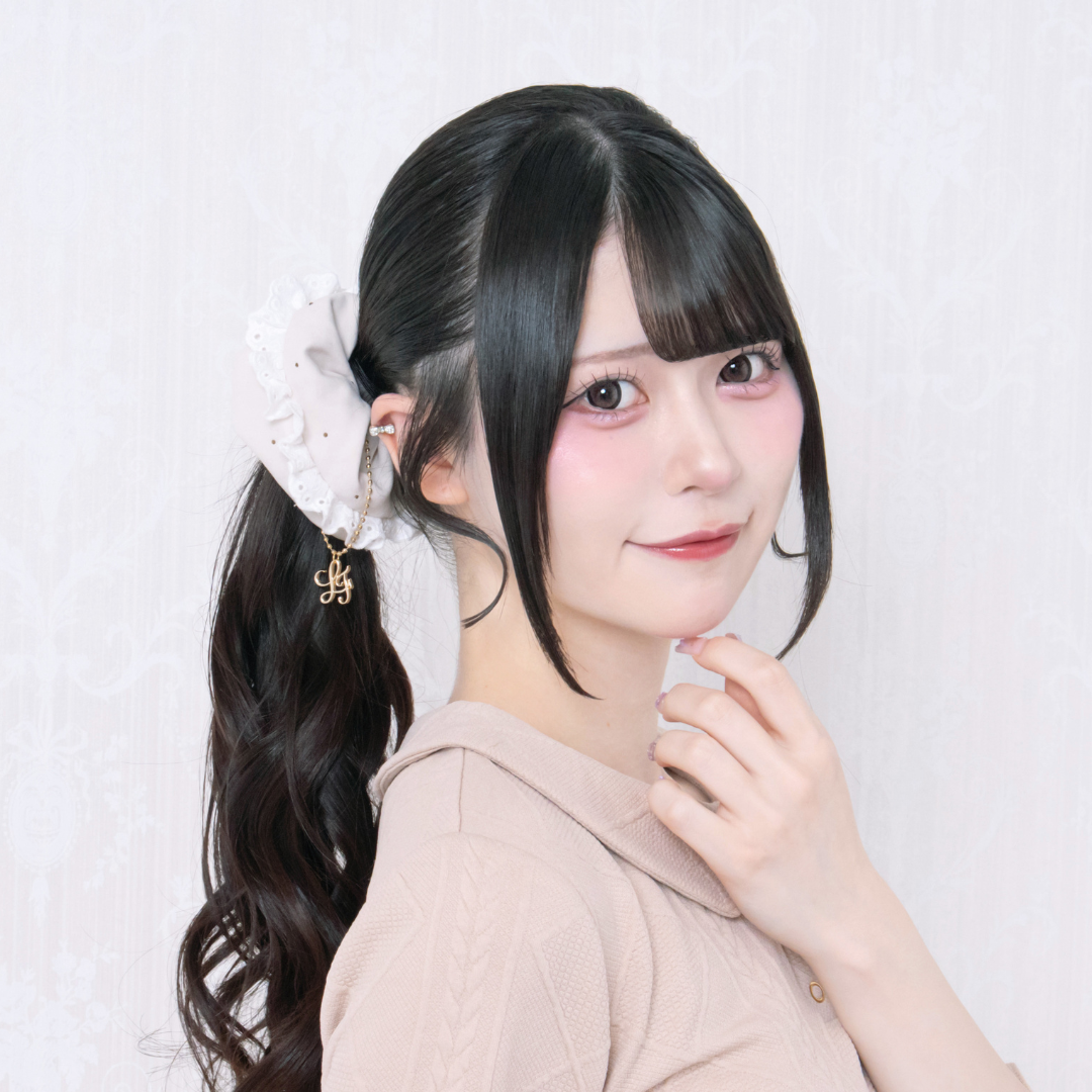 《LAFARY closet》コットンレースロゴシュシュ
