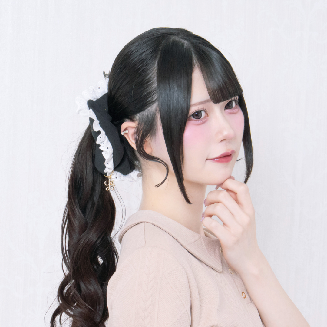 《LAFARY closet》コットンレースロゴシュシュ