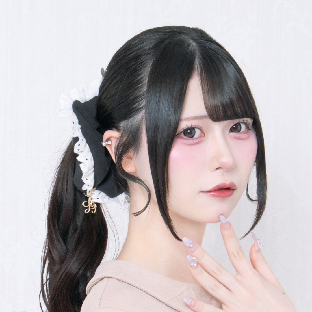 《LAFARY closet》コットンレースロゴシュシュ