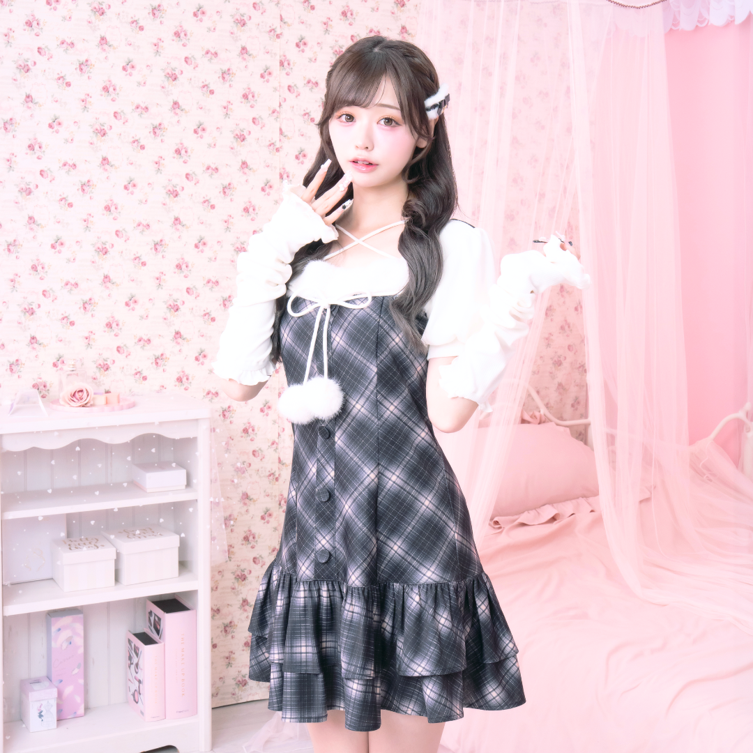 《LAFARY closet》ポンポンティアードワンピース