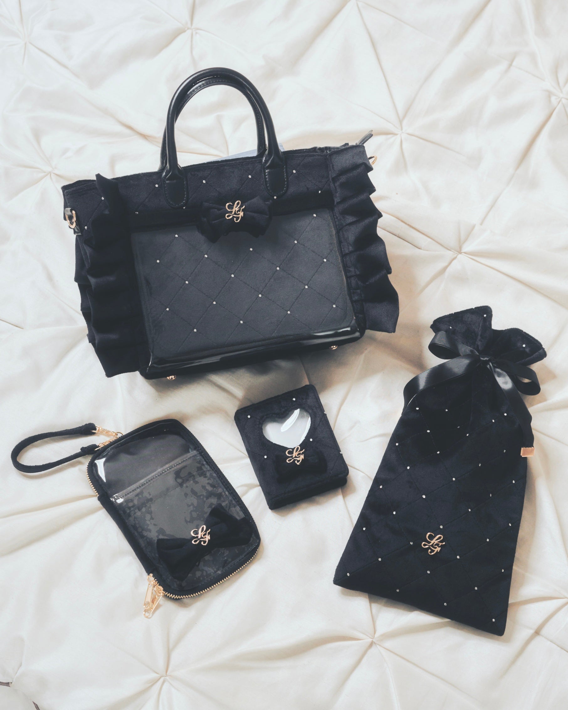 《LAFARY》ベルベットアクスタケース