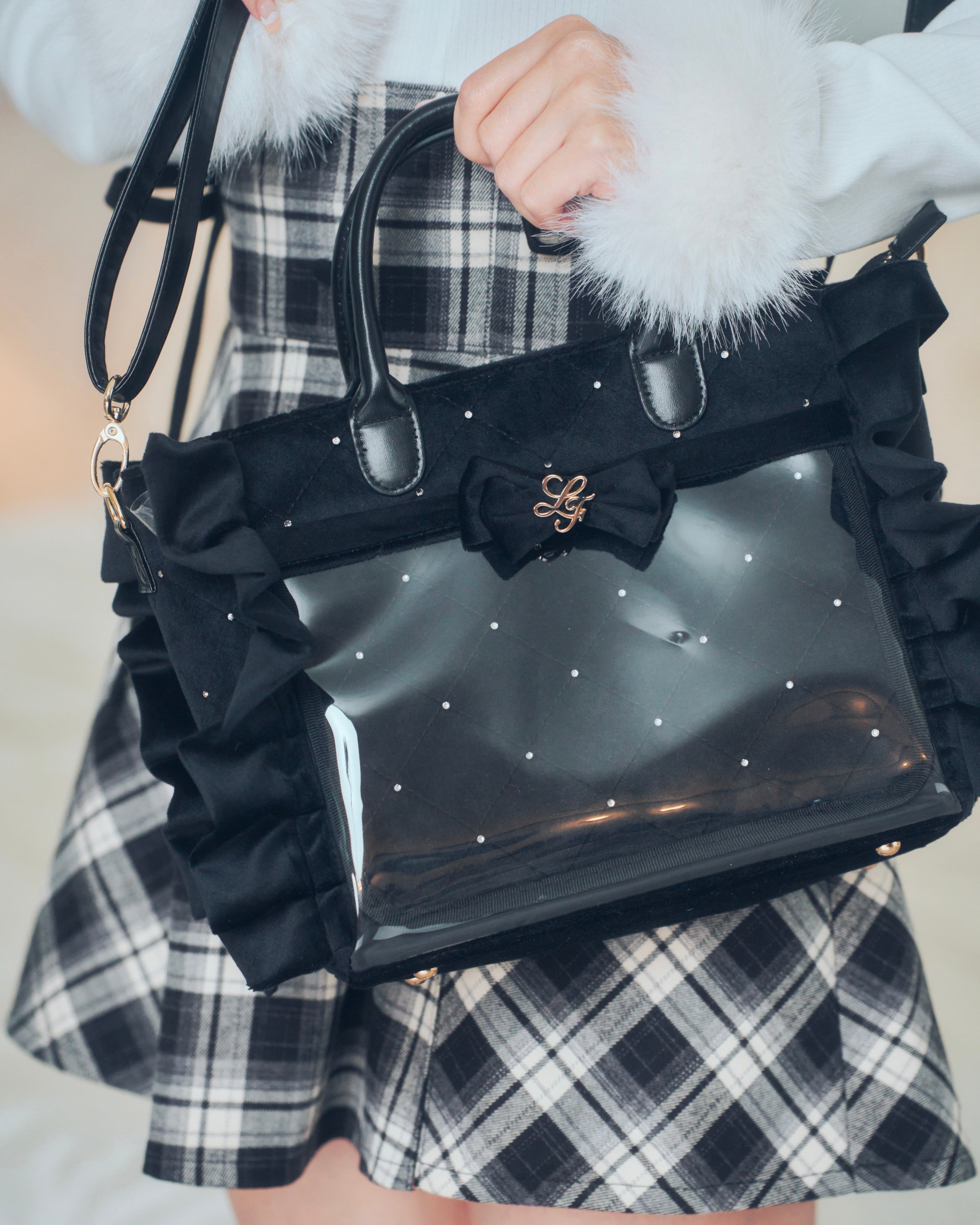 《LAFARY》ベルベットフリルバッグ