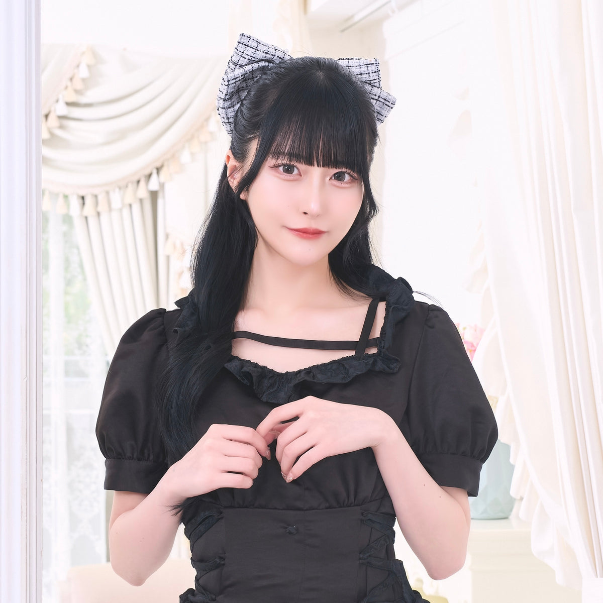 《LAFARY closet》ビジューツイードリボンバレッタ