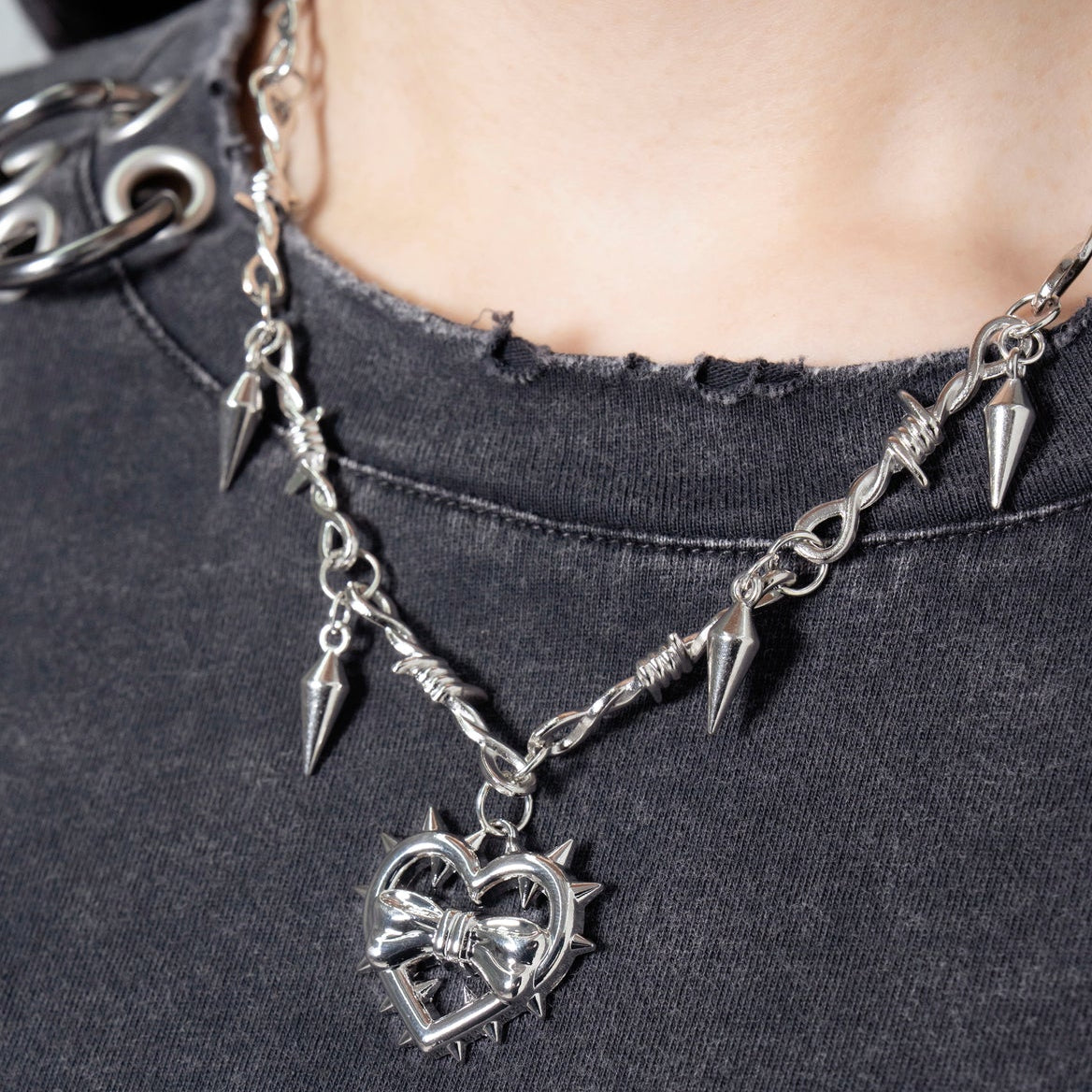《mine》クロウハート有刺鉄線ネックレス