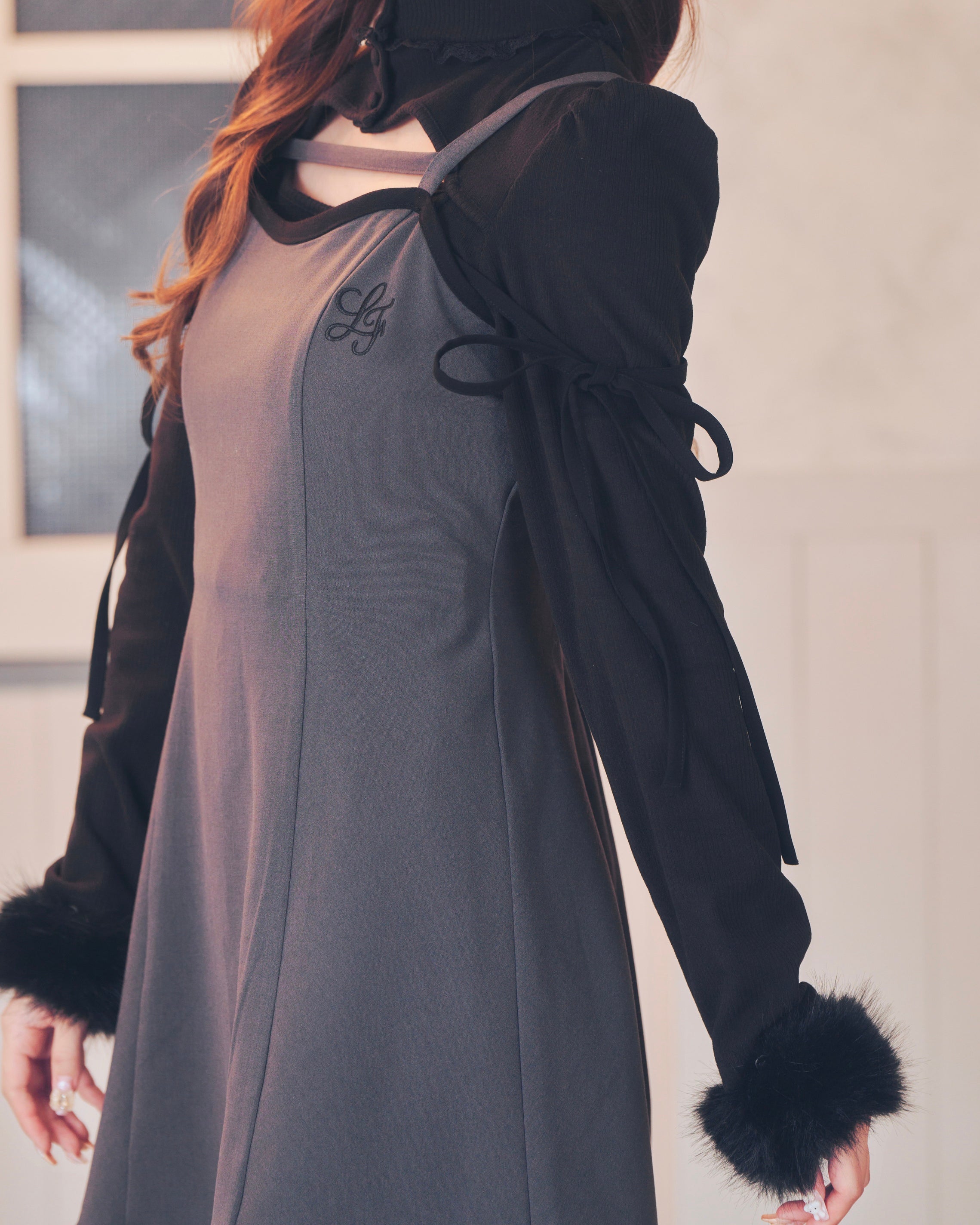 《LAFARY》ロゴ刺繍キャミワンピース