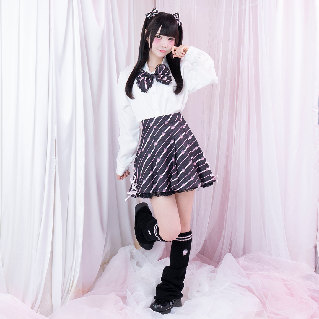 ビビちゃん×mine》いちごプリーツスカート- LAFARY ONLINE