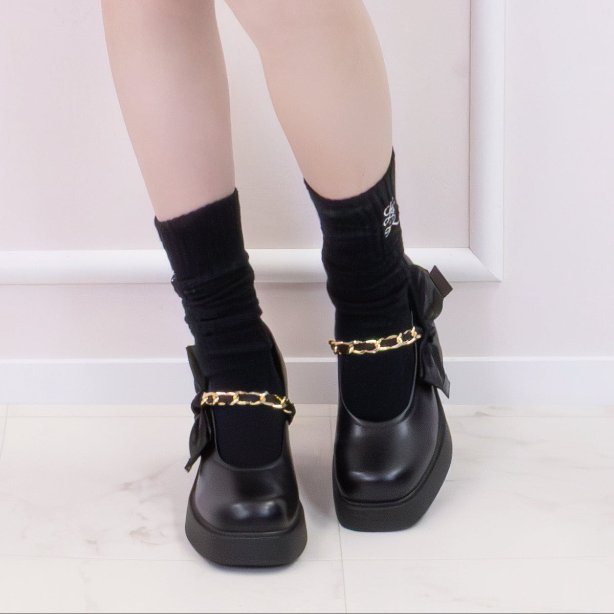 《LAFARY》リボンスクエアパンプス