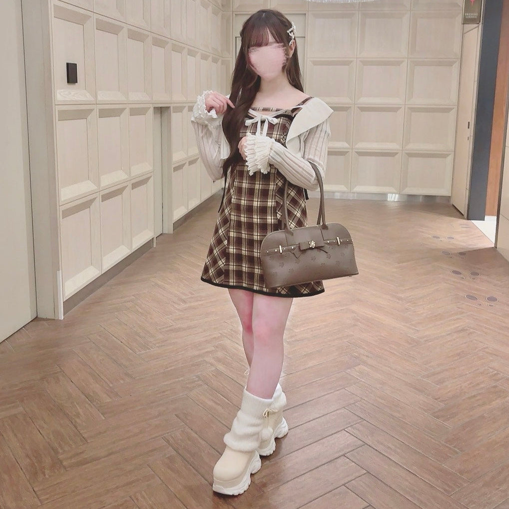 《LAFARY closet》ルーズニット厚底ブーツ