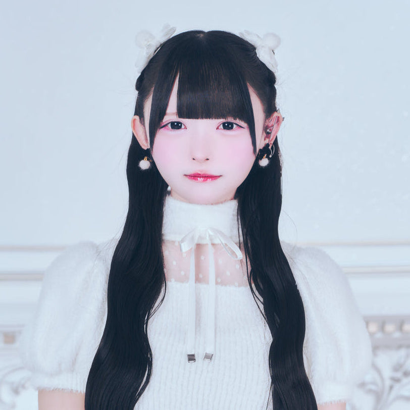 《mine》ポンポンベロアリボン