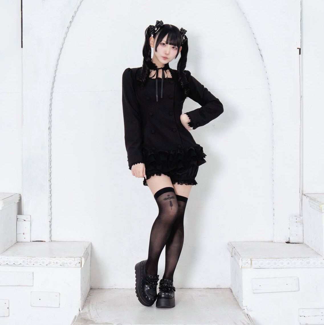 mine》ダブルボタンスクエアブラウス- LAFARY ONLINE