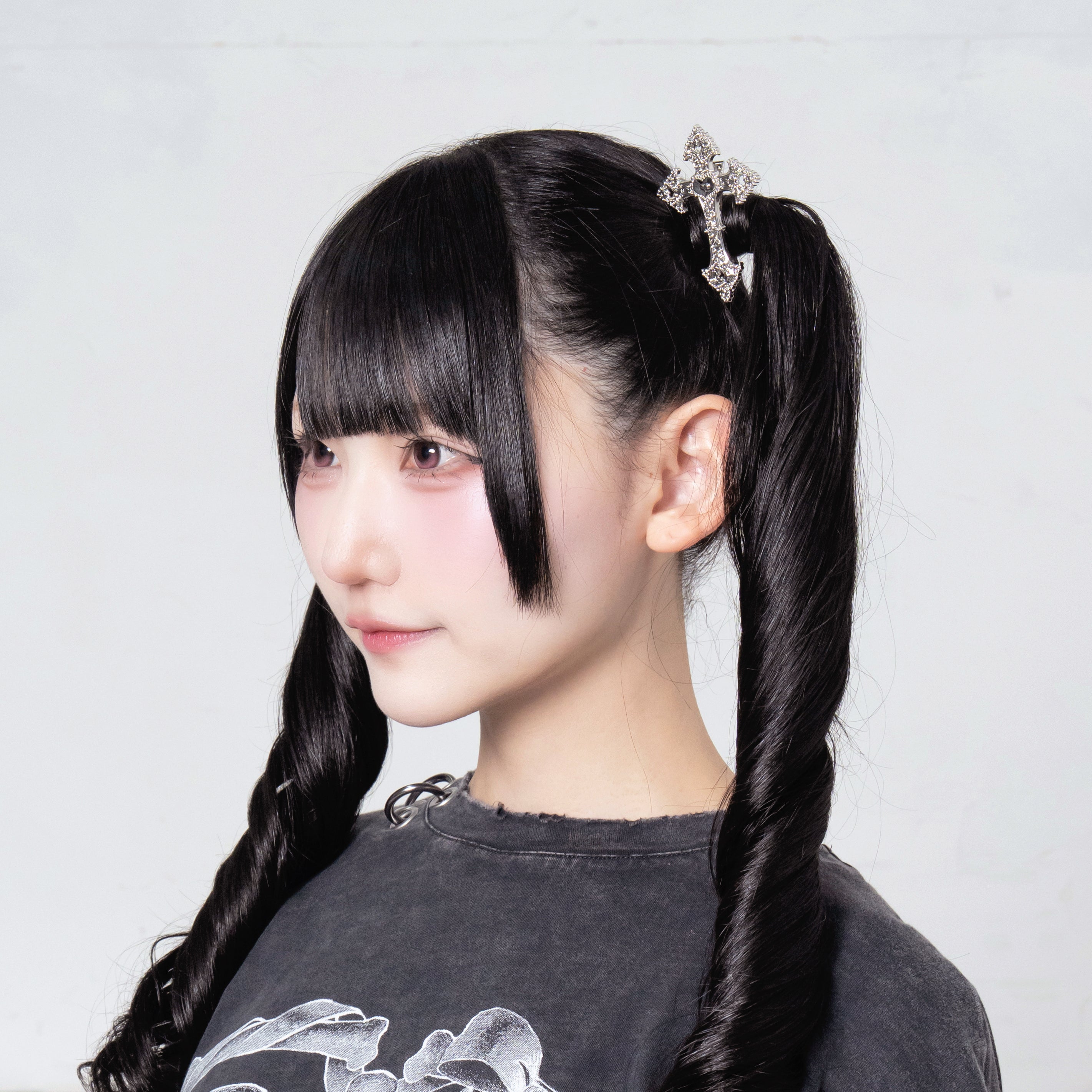 《mine》ゴシッククロスシルバークリップ