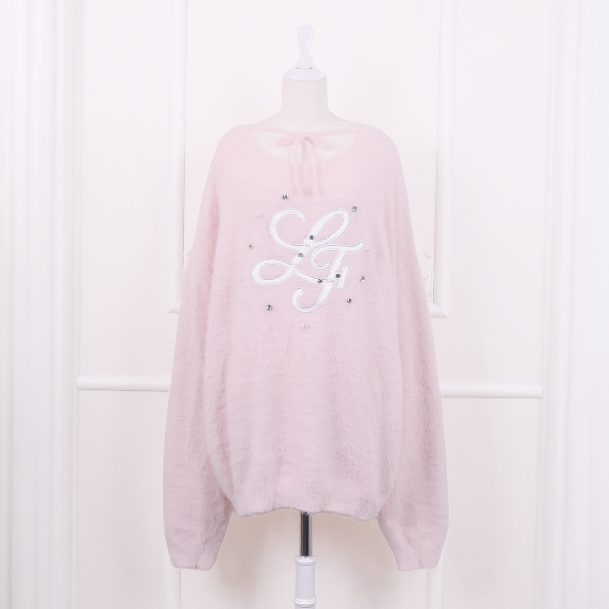 《LAFARY closet》合皮ロゴフェザープルオーバー