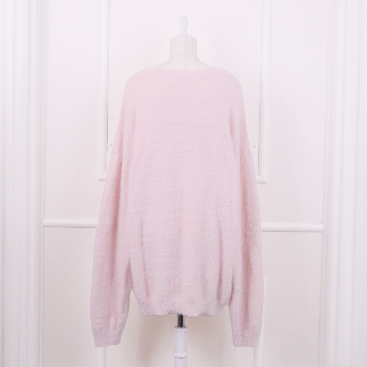 《LAFARY closet》合皮ロゴフェザープルオーバー