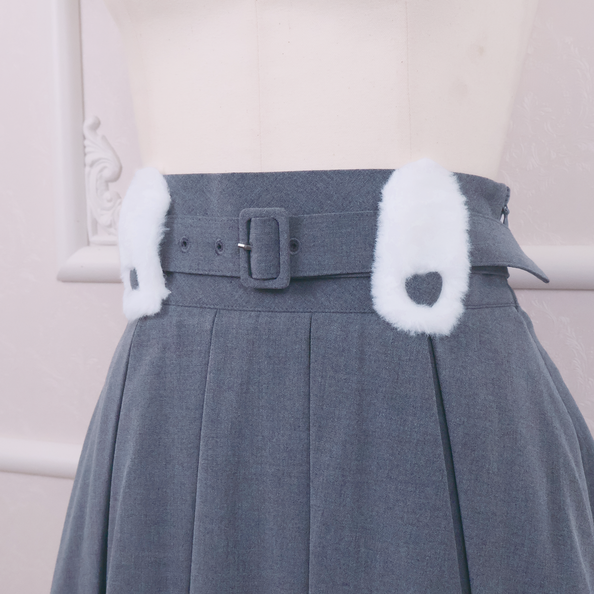 《LAFARY closet》ファーベルトループプリーツスカパン