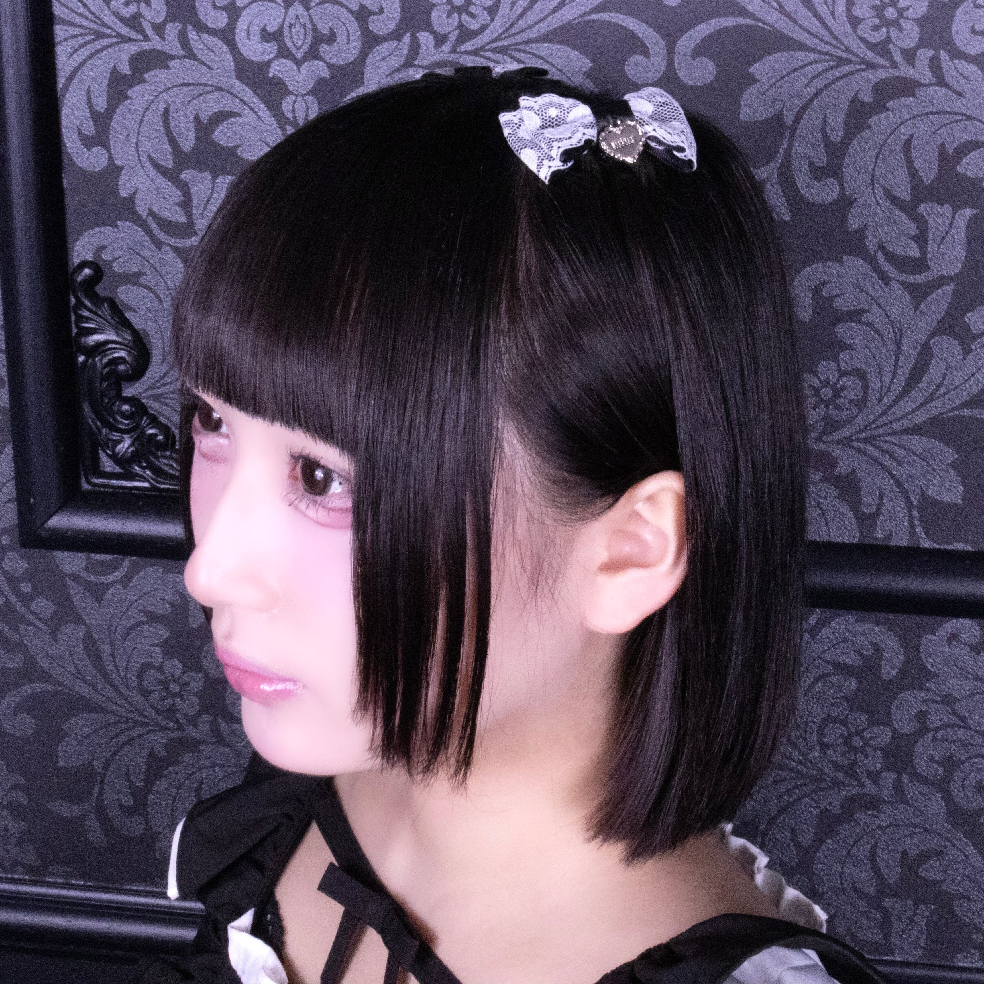 《mine》ハートレースリボン