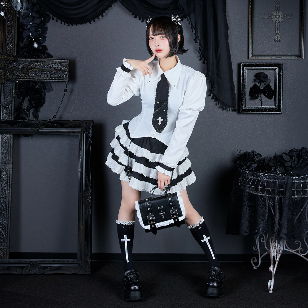 《mine》スタッズクロスフリルバッグ
