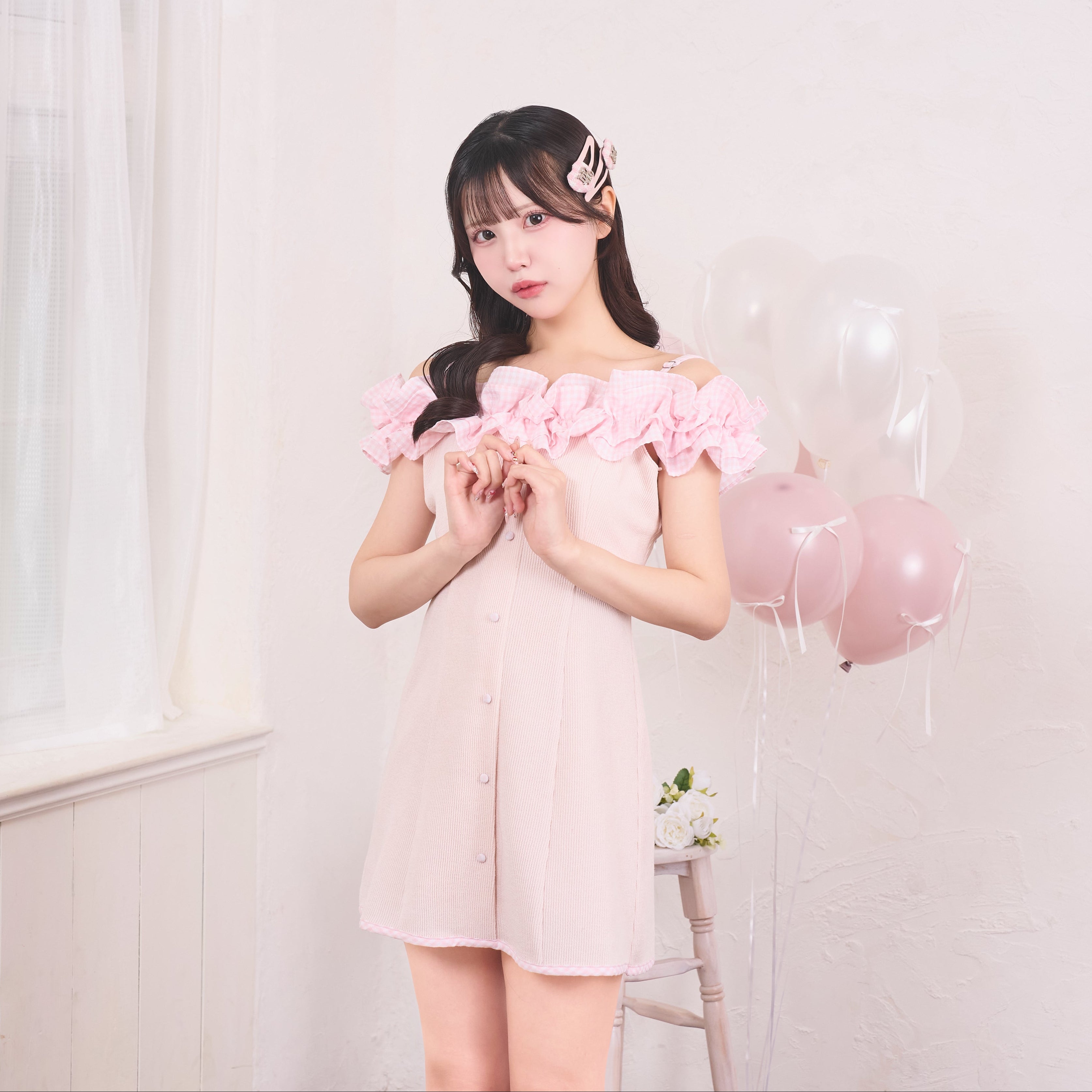 《LAFARY closet》ギンガムオフショルカットワンピース