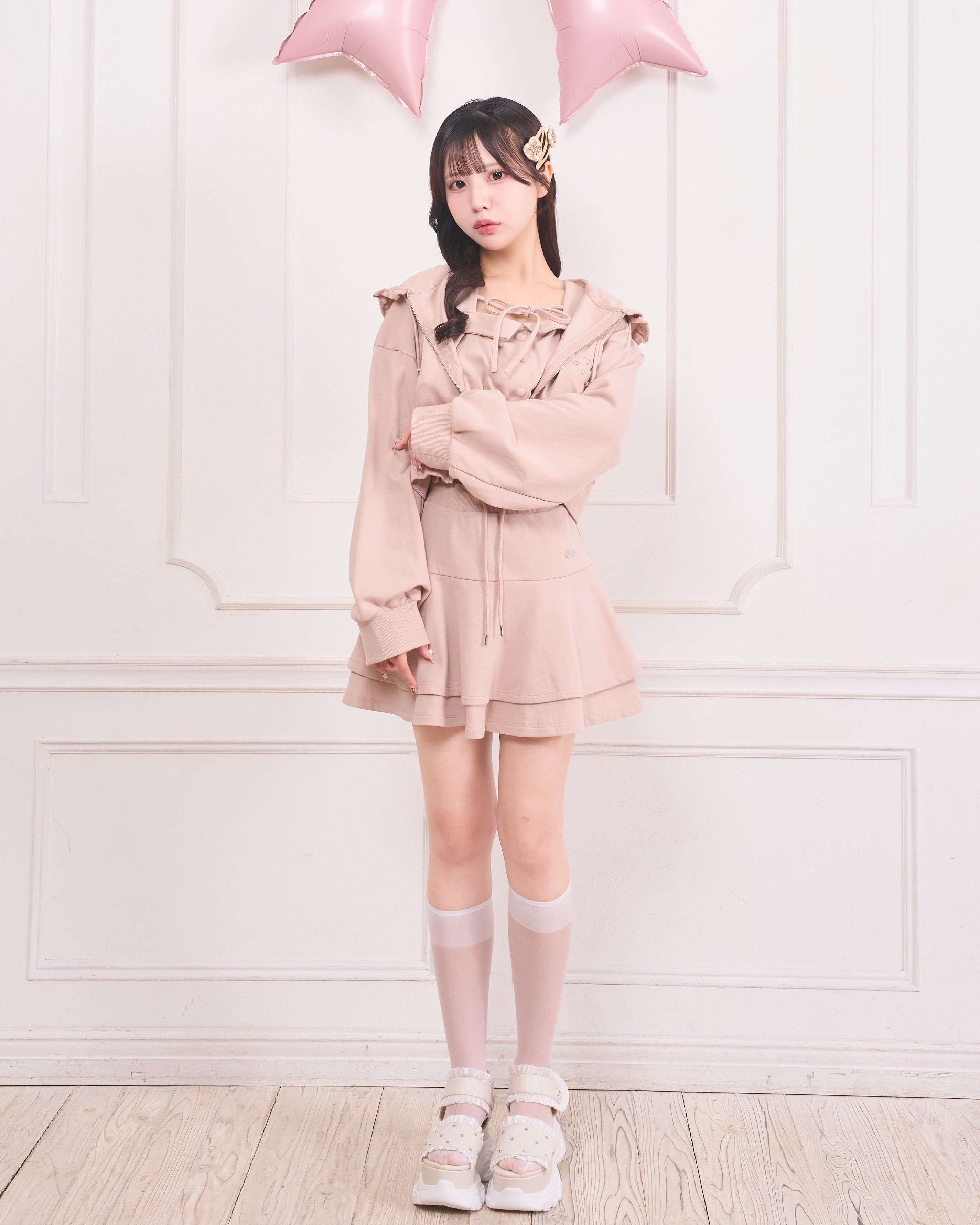 《LAFARY closet》ロゴスタッズスウェットパーカー