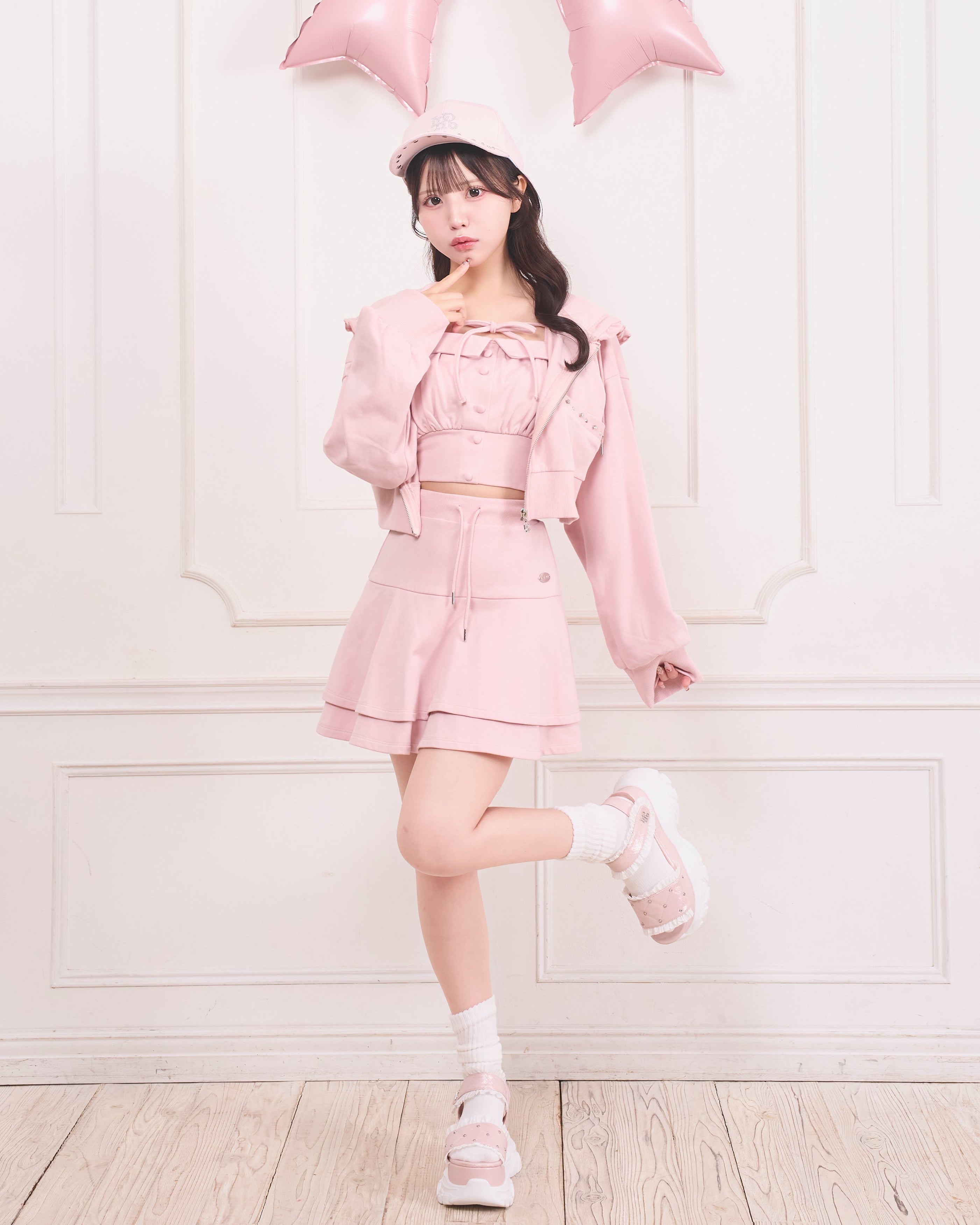 LAFARY closet》ロゴスタッズスウェットパーカー- LAFARY ONLINE