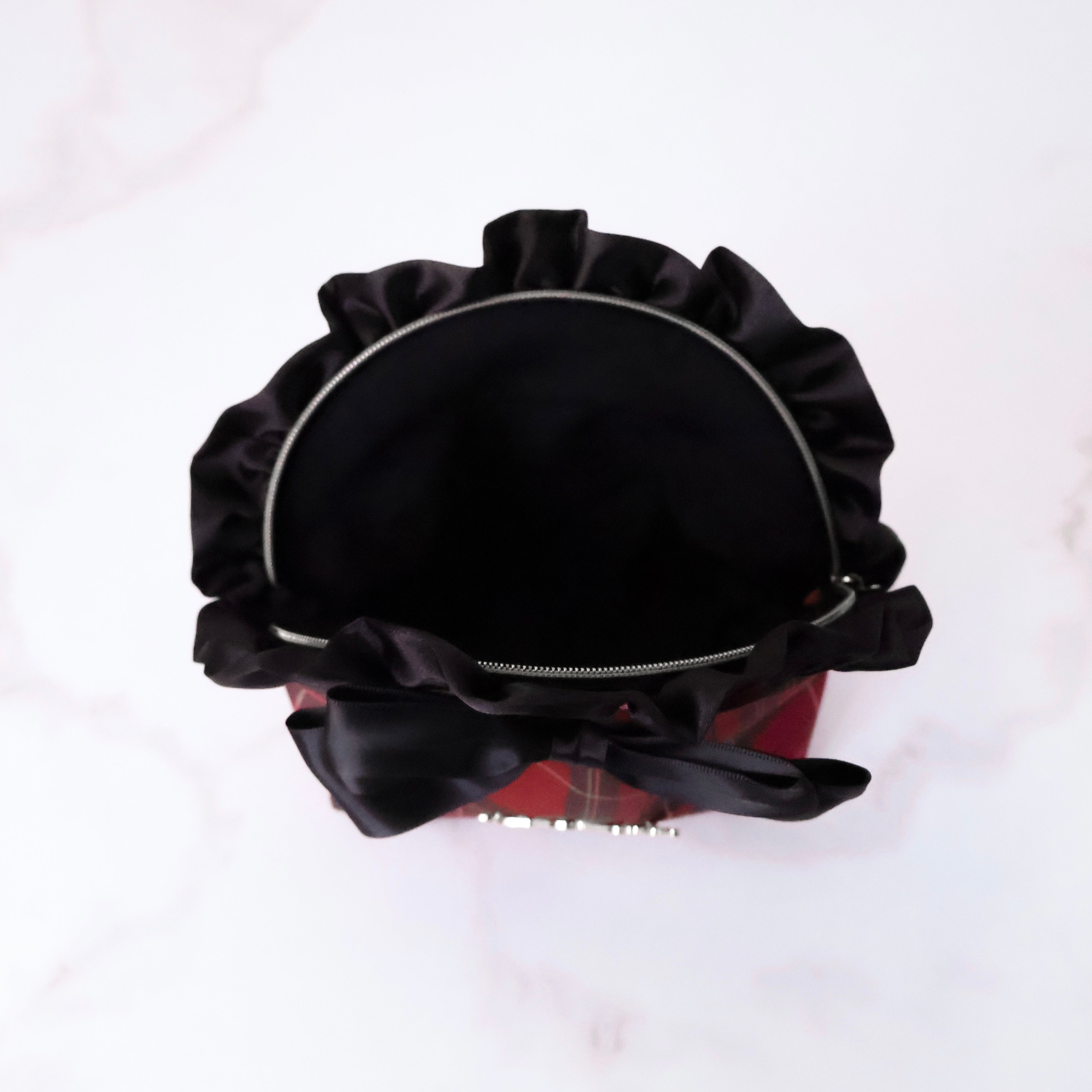 《LAFARY》リボンフリルポーチ