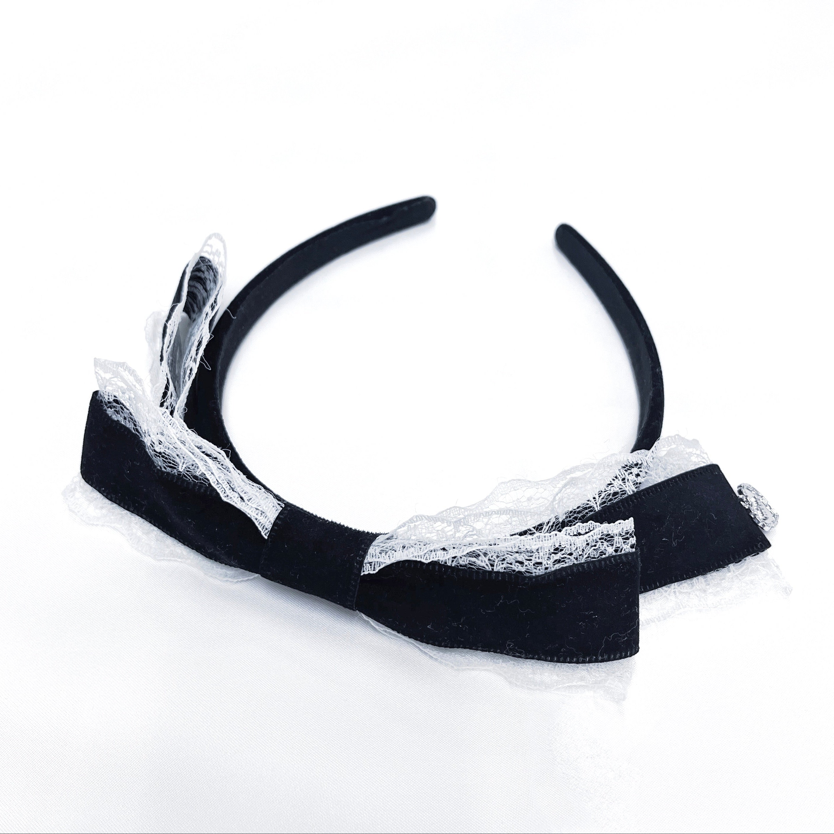 《mine》ベロアリボンカチューシャ