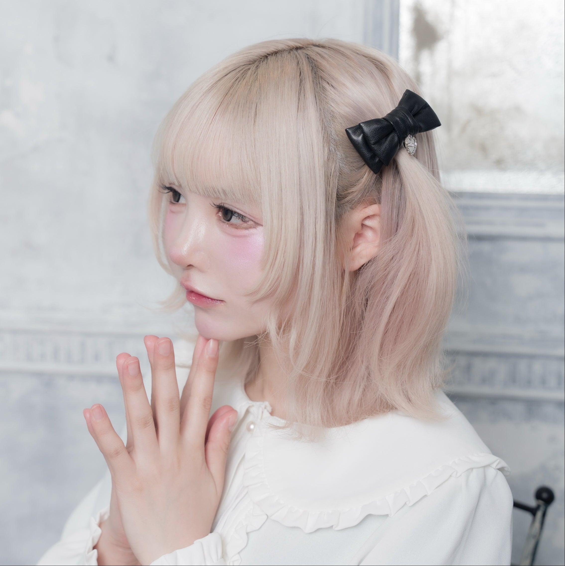 《mine》レザーリボン