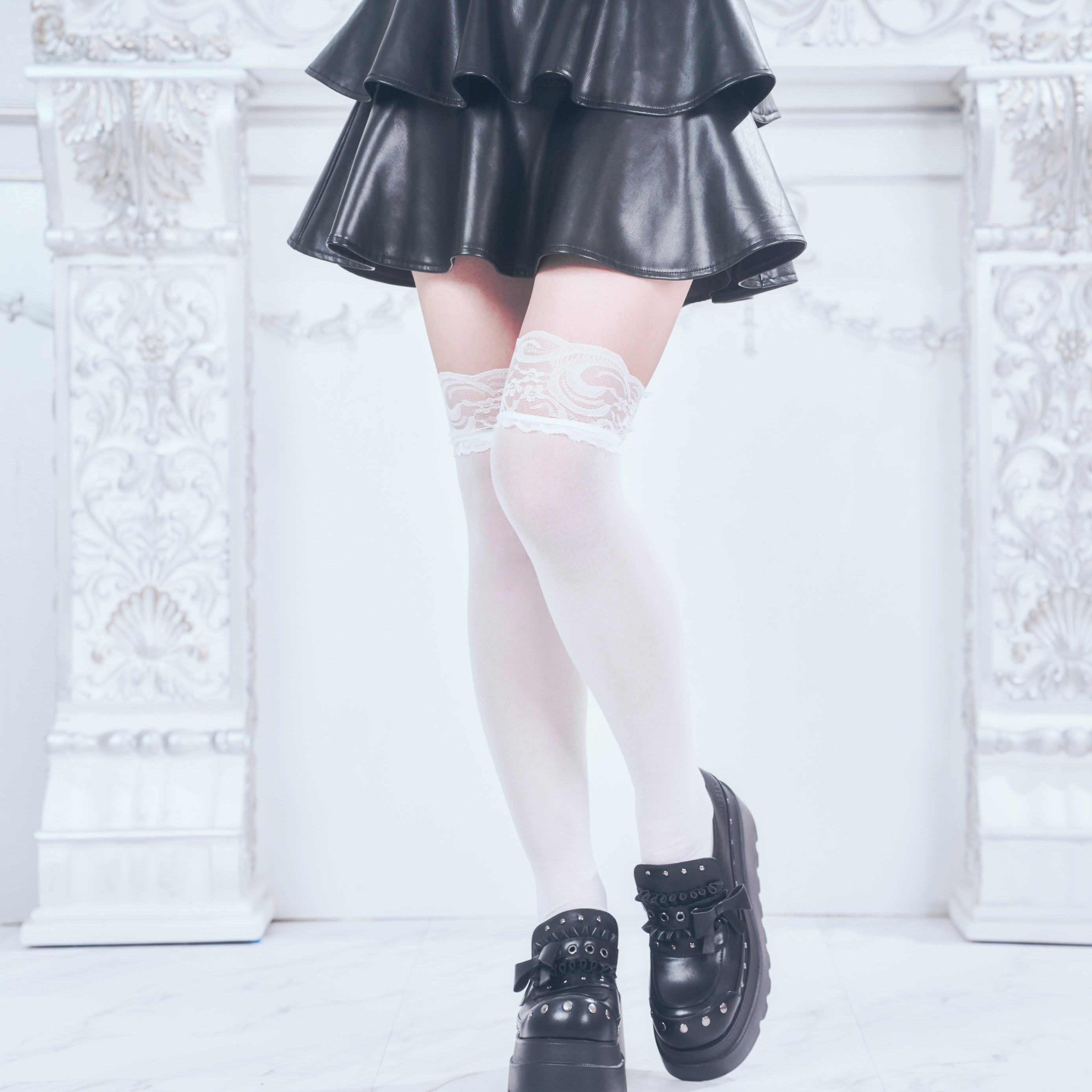 《mine》レースシースルーソックス　[オーバーニー]