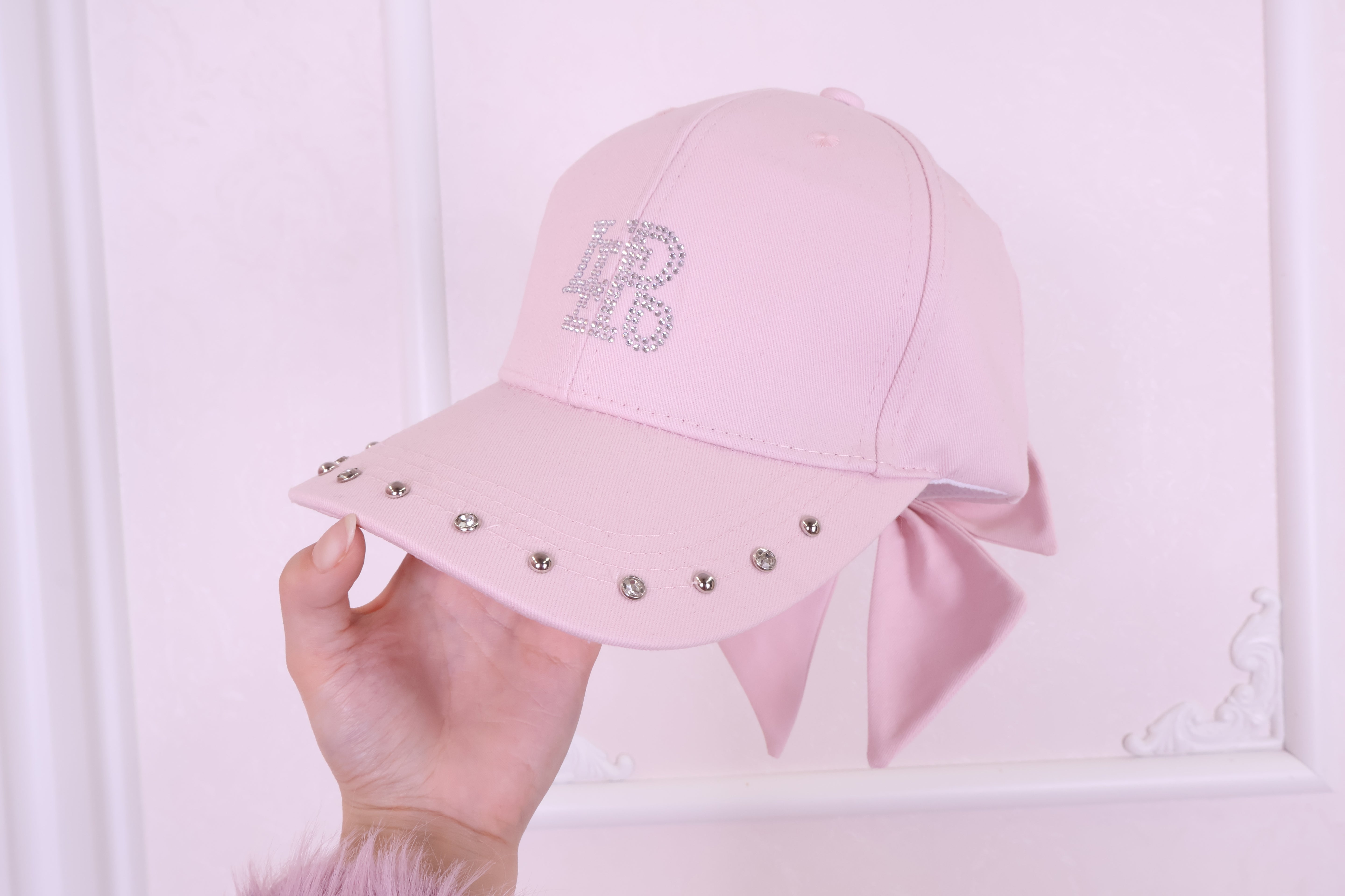 《LAFARY closet》ロゴスタッズキャップ