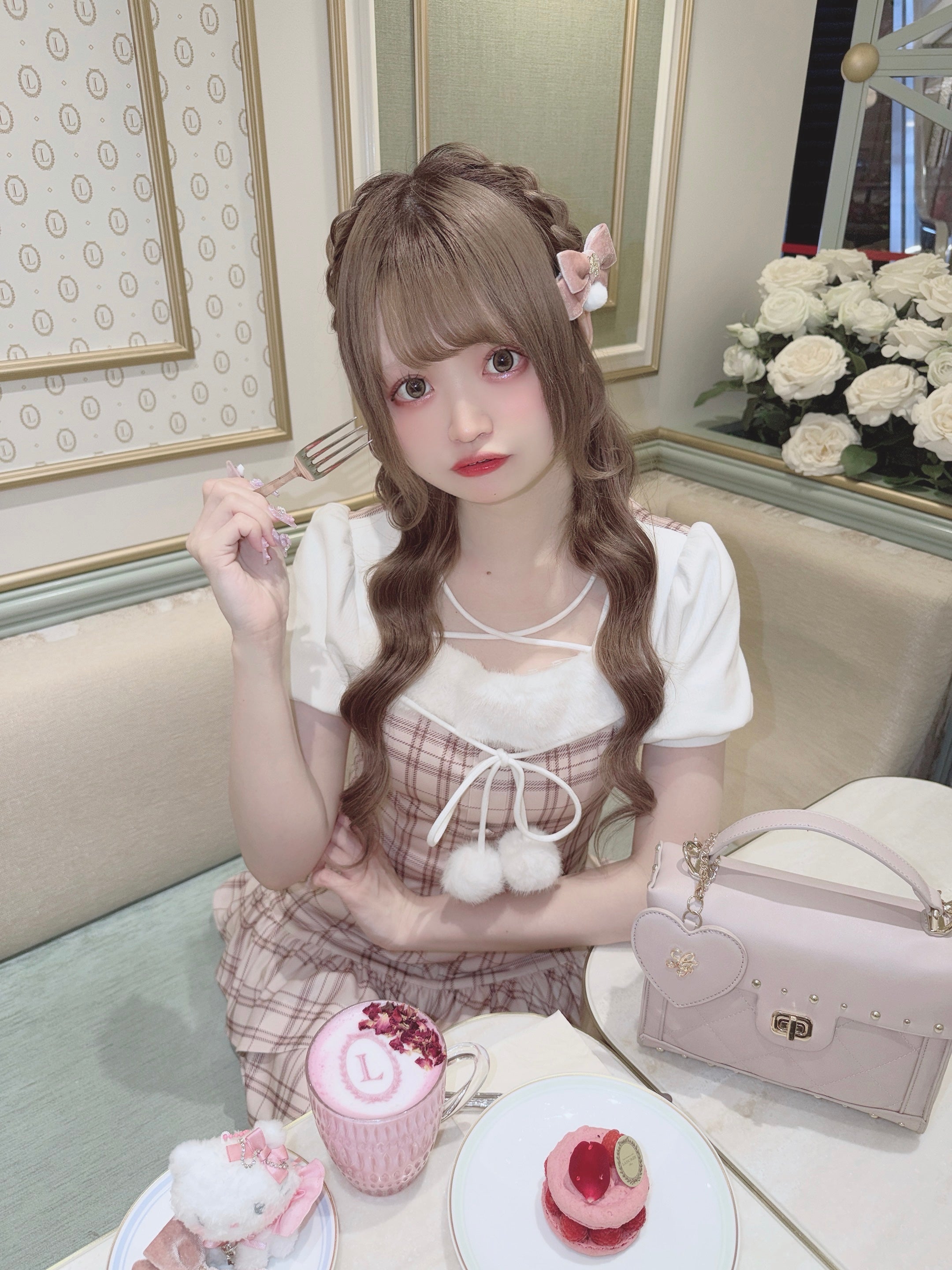 《LAFARY closet》ポンポンティアードワンピース
