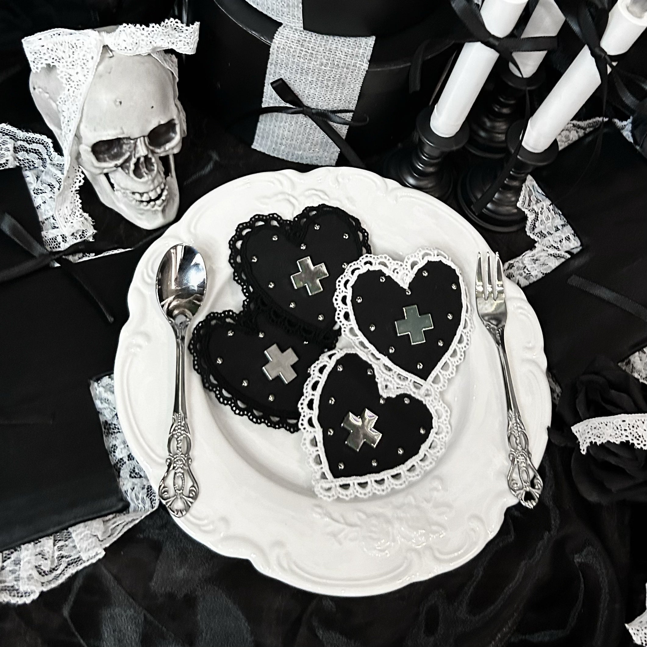 《mine》ナースハートヘアクリップ