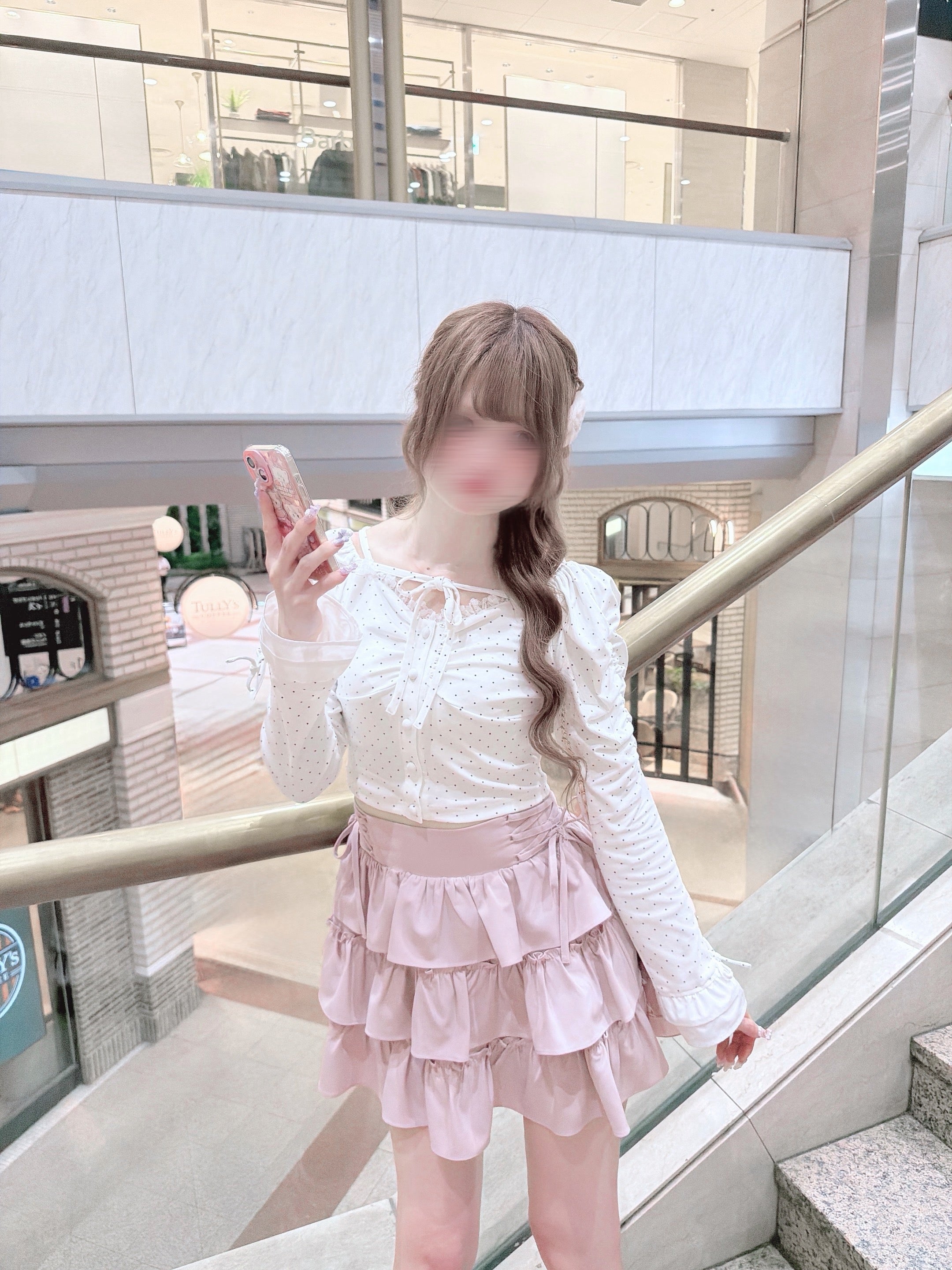 《LAFARY closet》ドットカットトップス