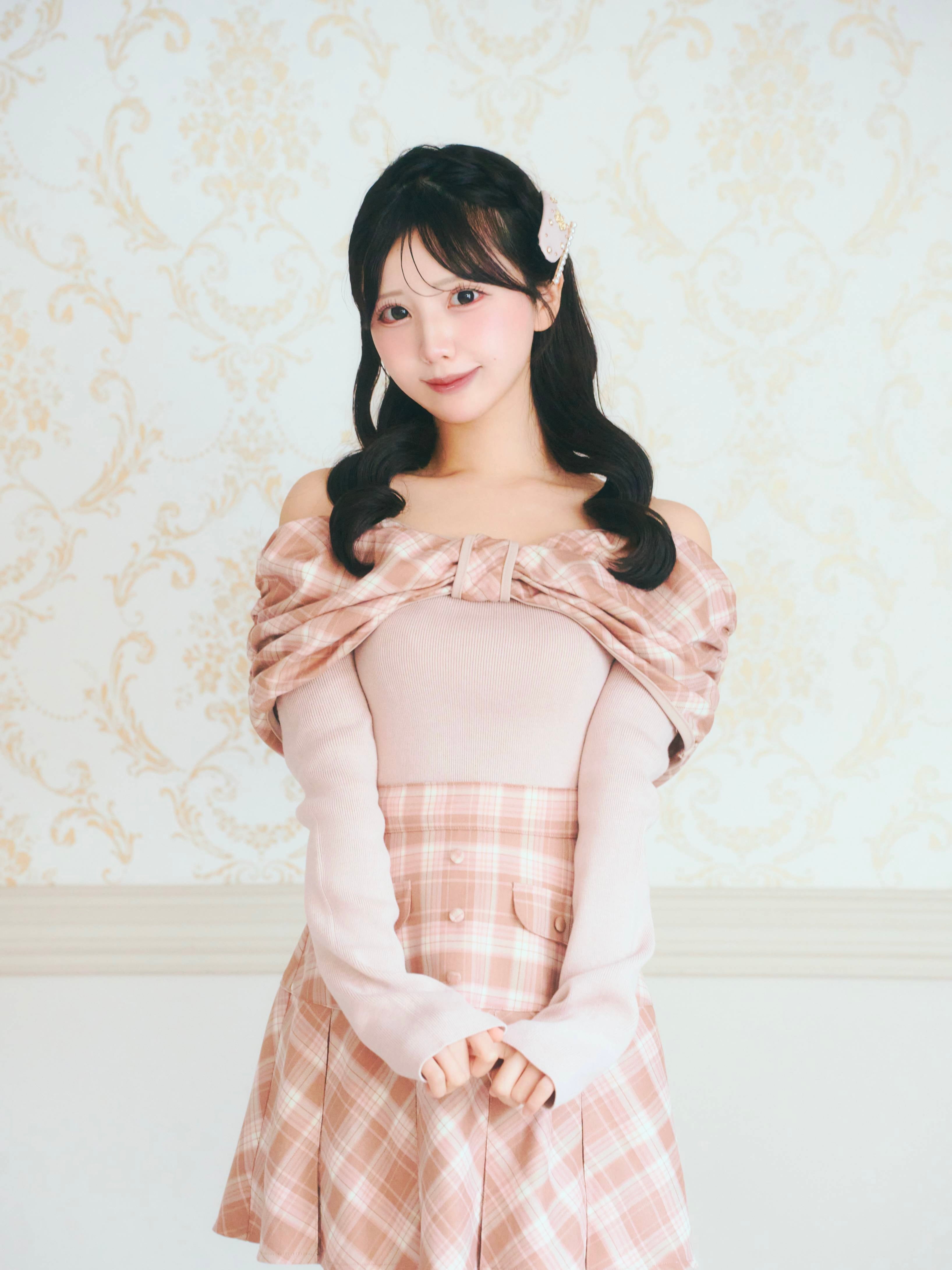 《LAFARY》オフショルチェックニットトップス