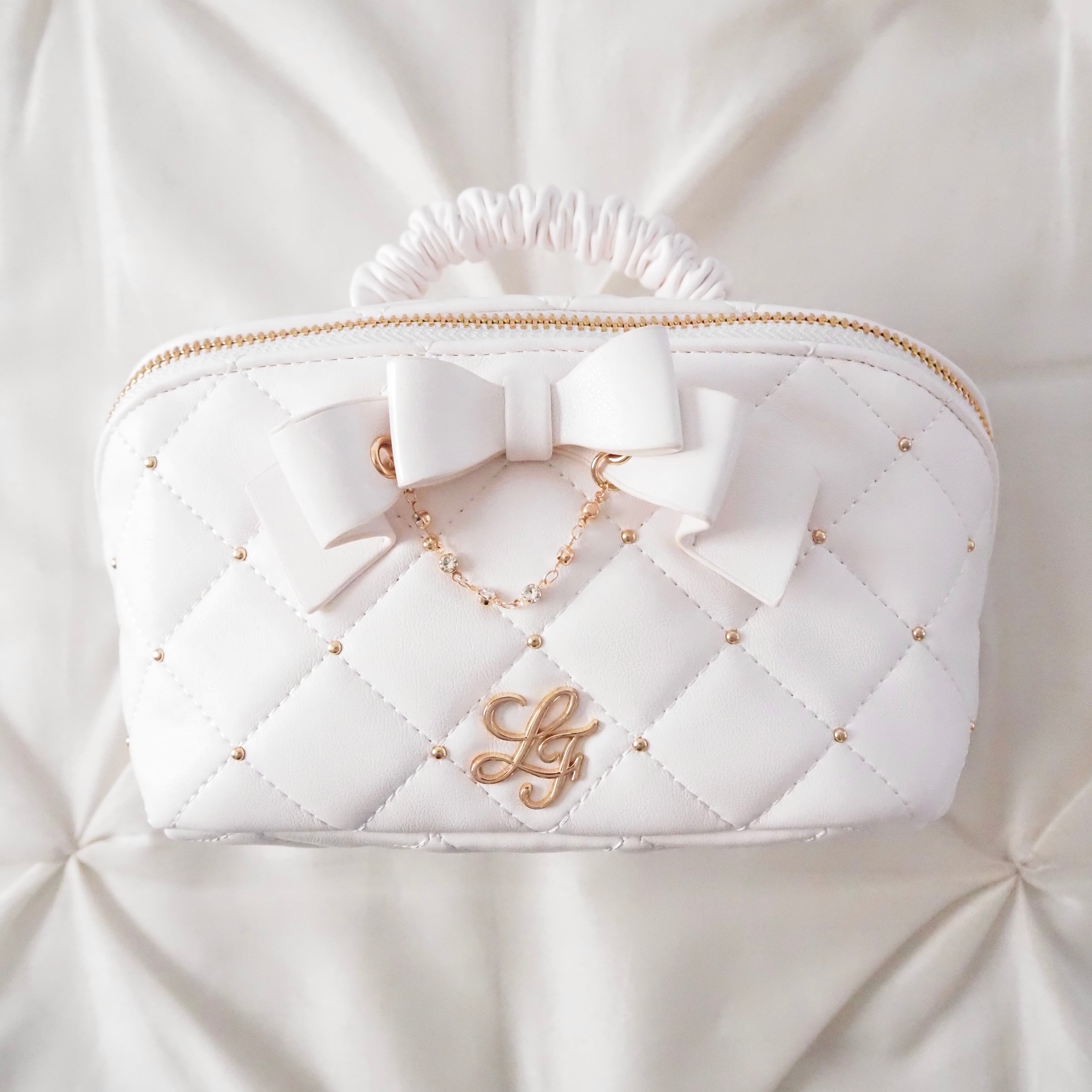 《LAFARY》キルティングメイクポーチ