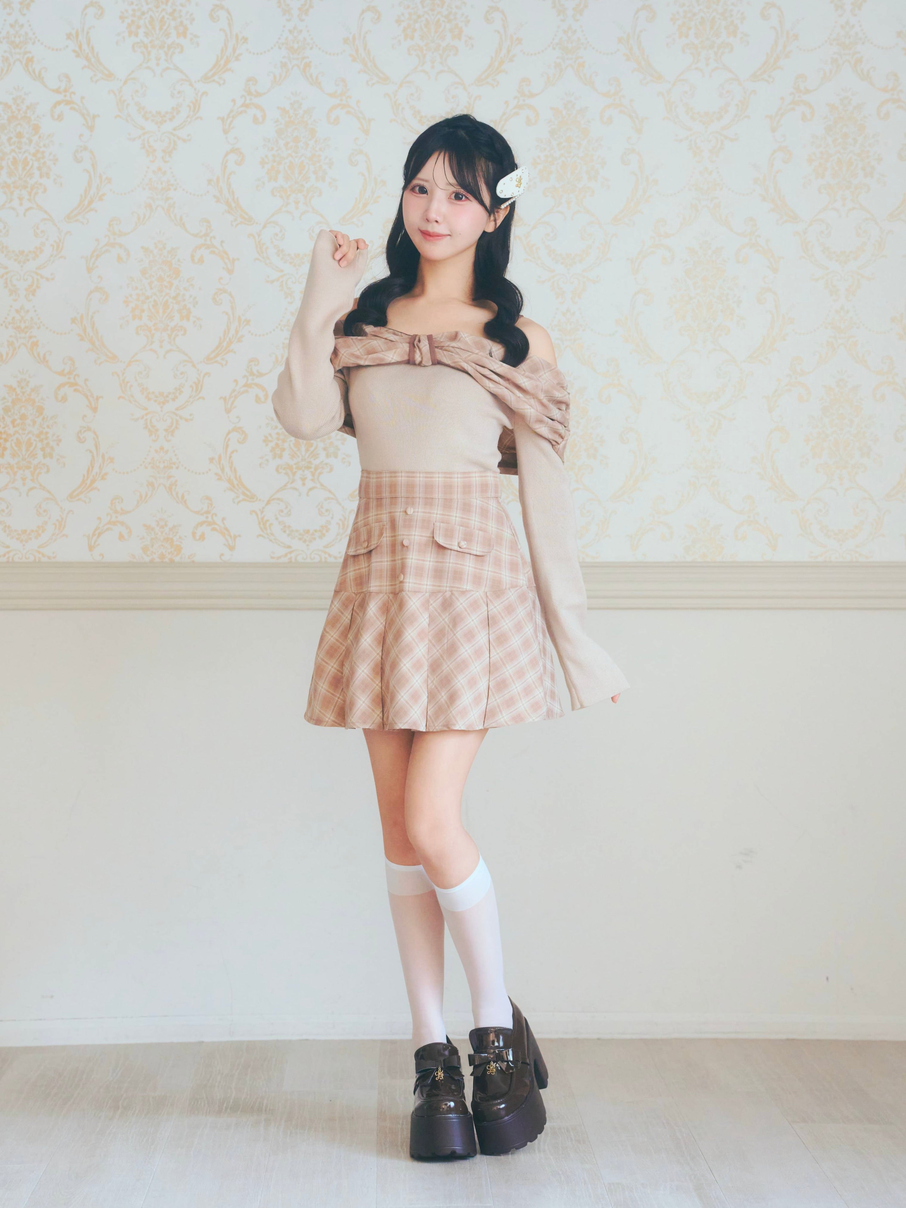 《LAFARY》フラップチェックプリーツスカート