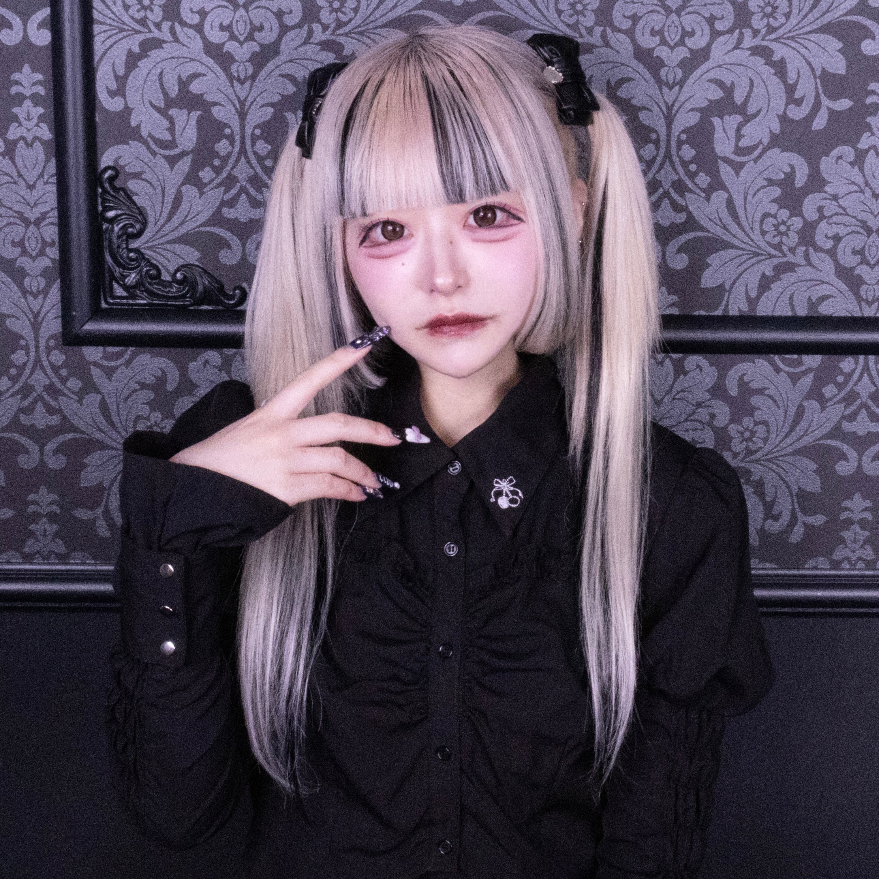 《mine》レザーリボン