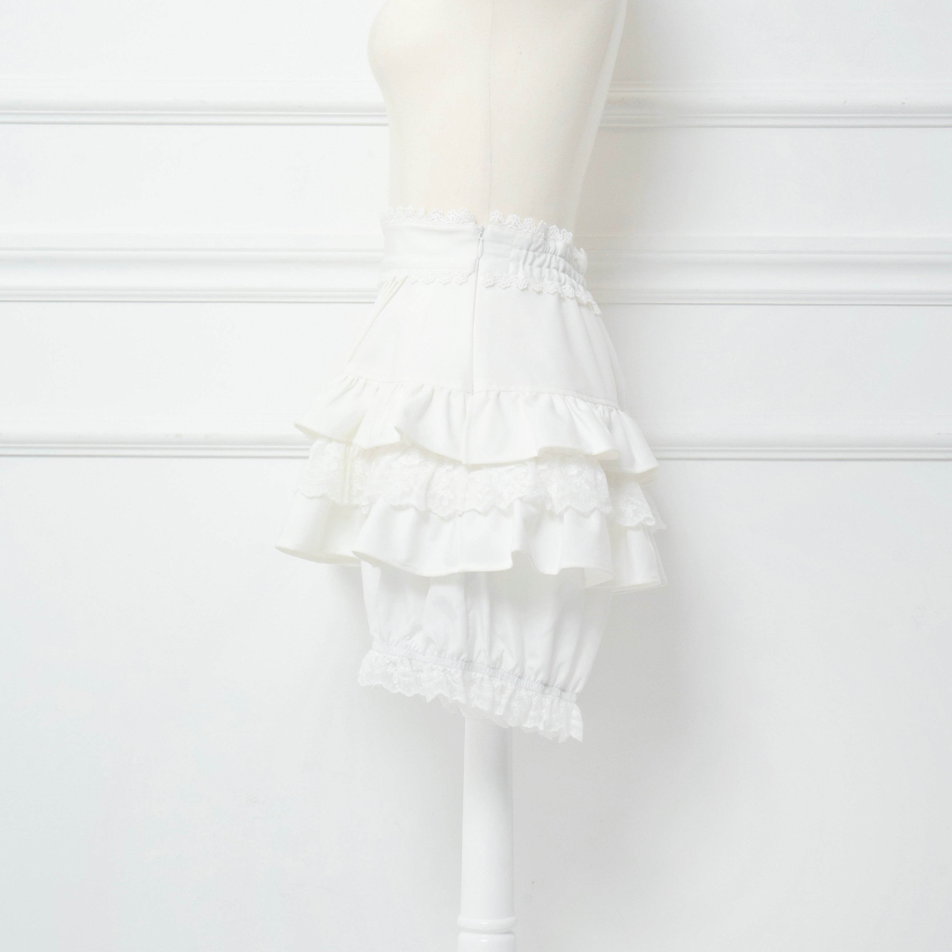 《mine》フリルティアードミニスカパン