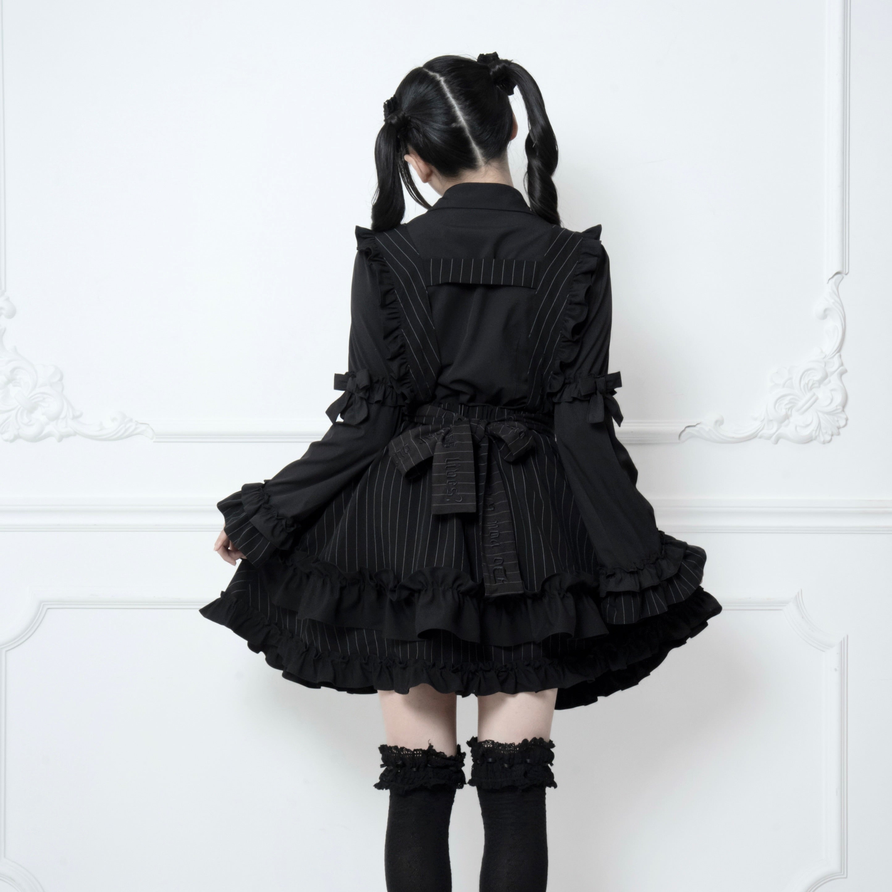 《mine》クロスエプロンジャンパースカート