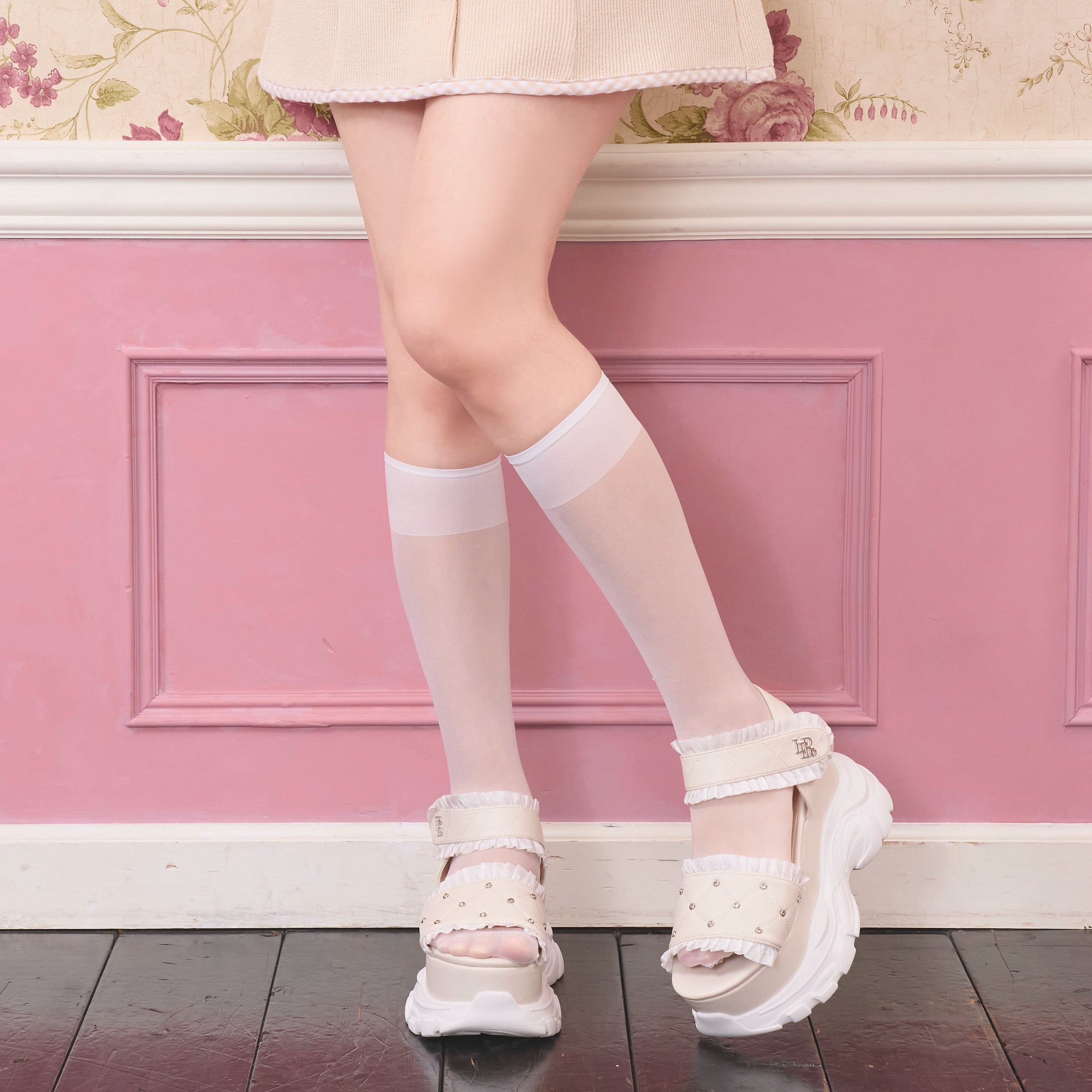 LAFARY ロゴキルティングスポサン ピンク LAFARY closet》ロゴキルティングスポサン- LAFARY ONLINE