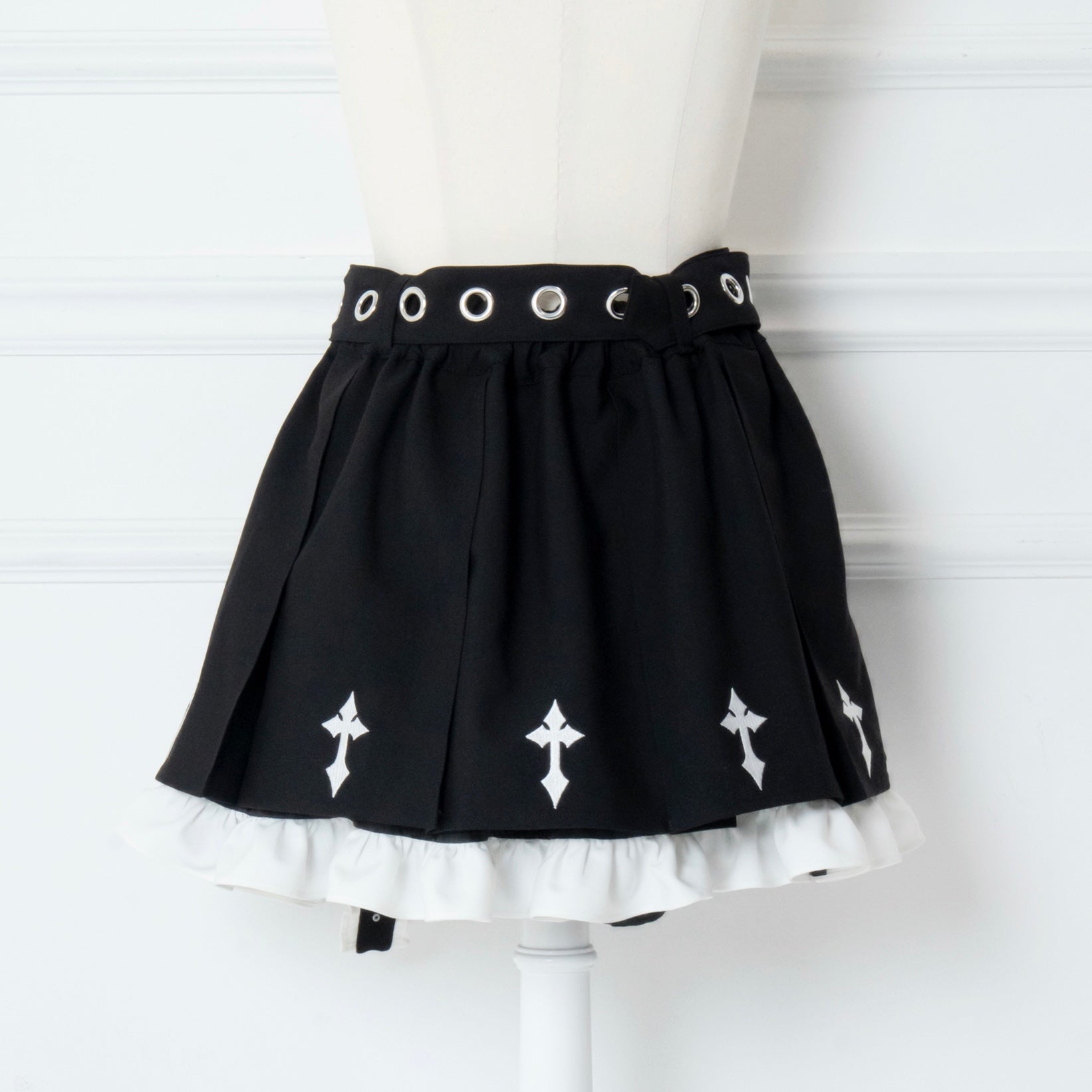 黒いダンススカート ビーズ刺繍 mine》クロス刺繍ベルトプリーツスカート- LAFARY ONLINE