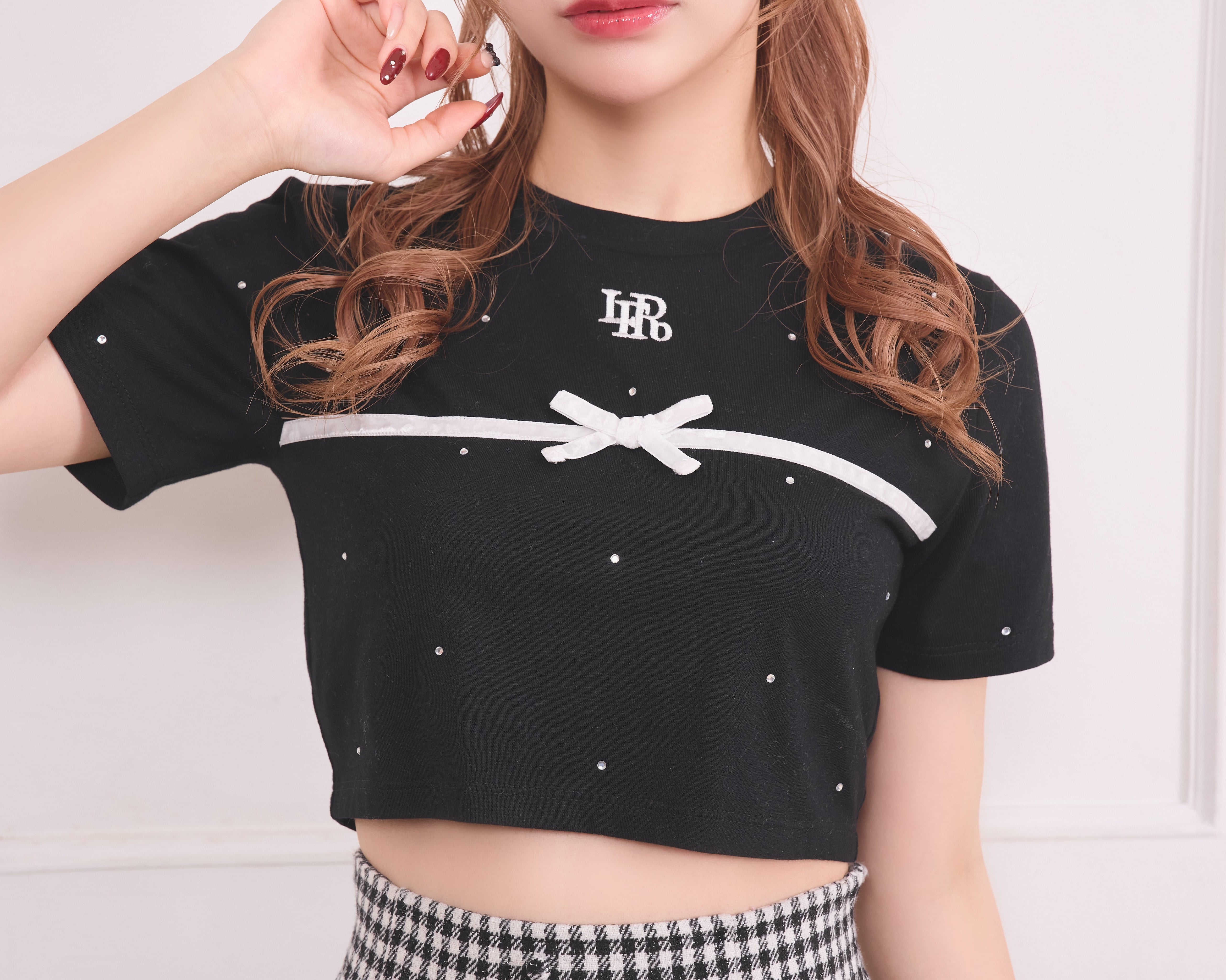 《LAFARY closet》ロゴ刺繍チビTシャツ