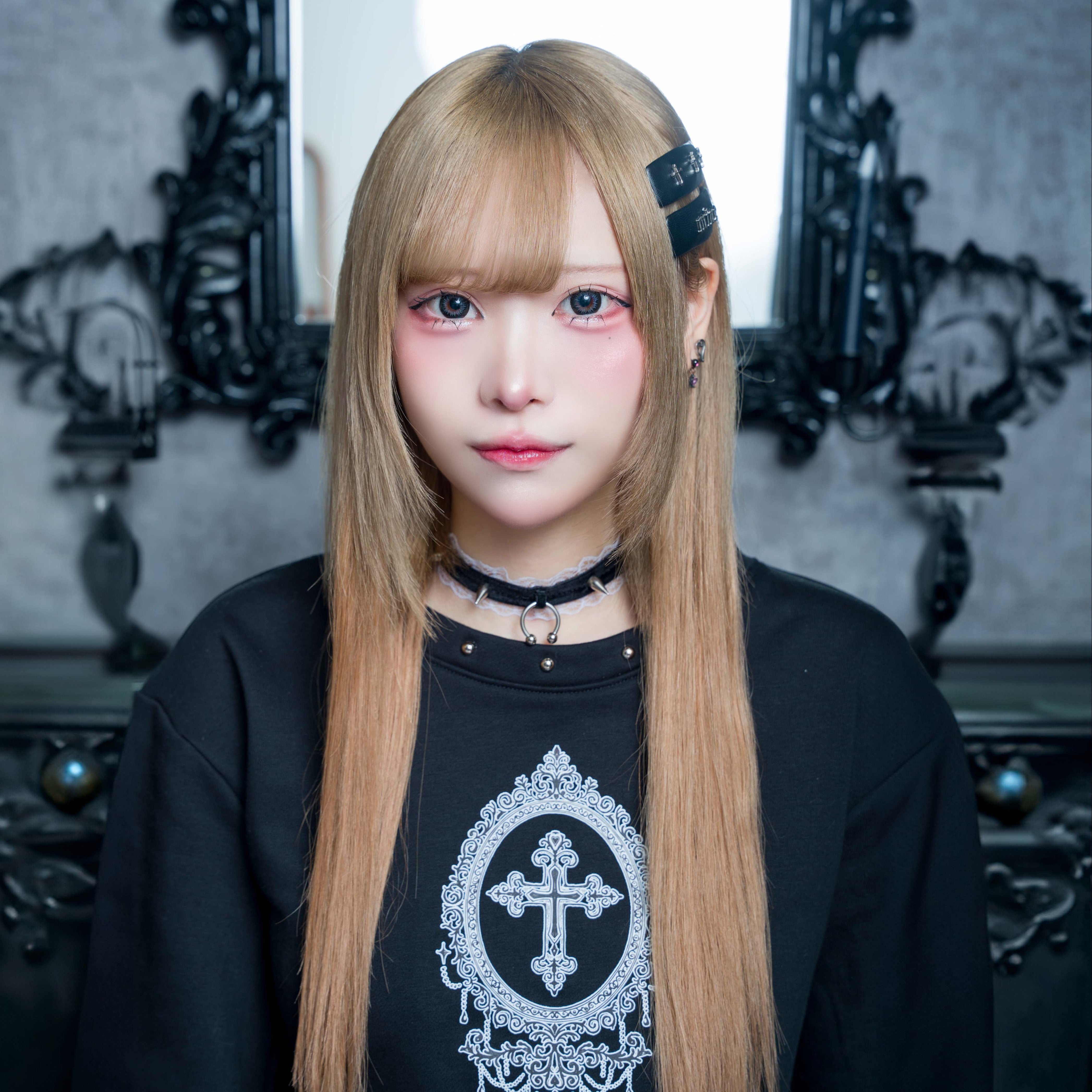 《mine》スクエア3連クロスクリップ