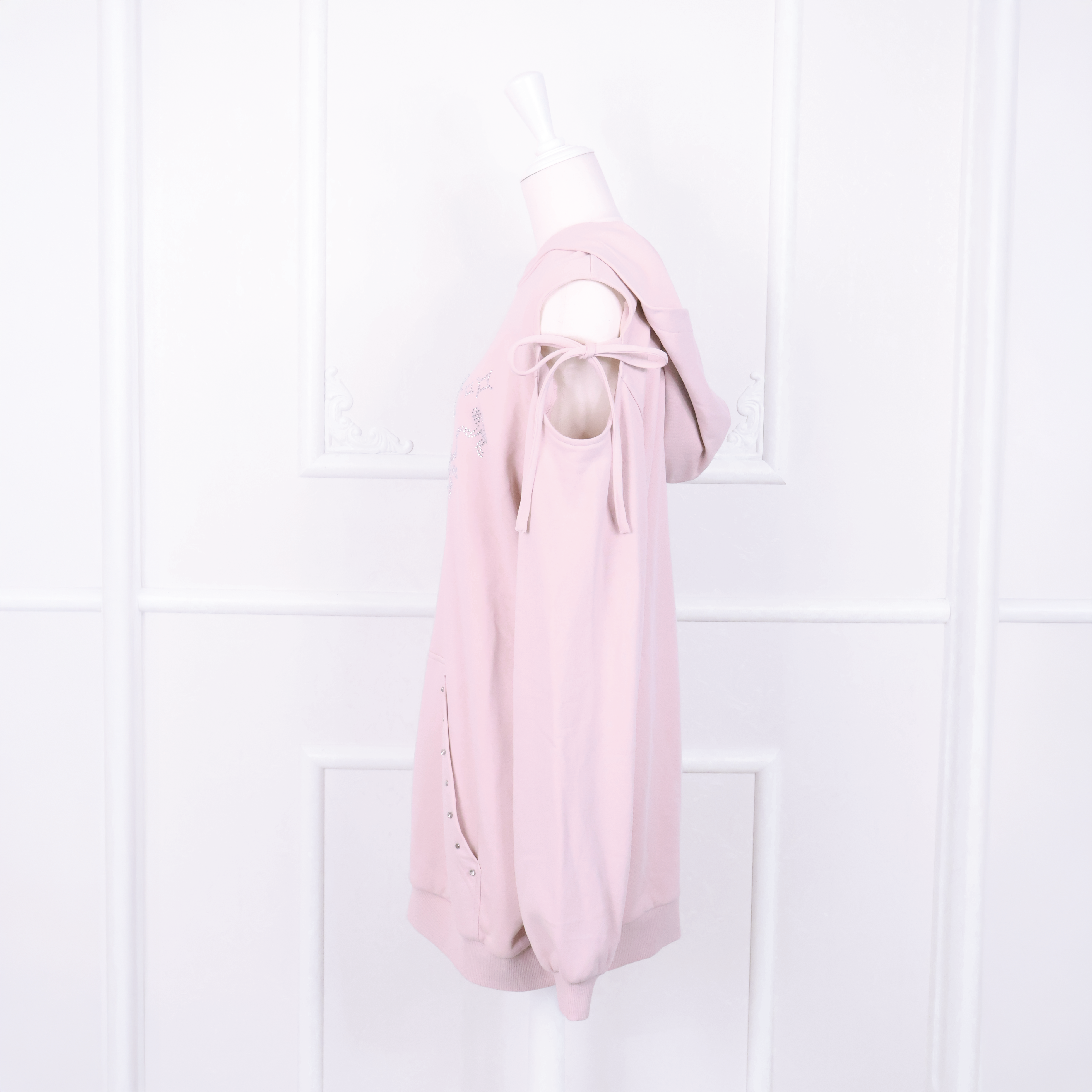 《LAFARY closet》ラインストーンロゴパーカー
