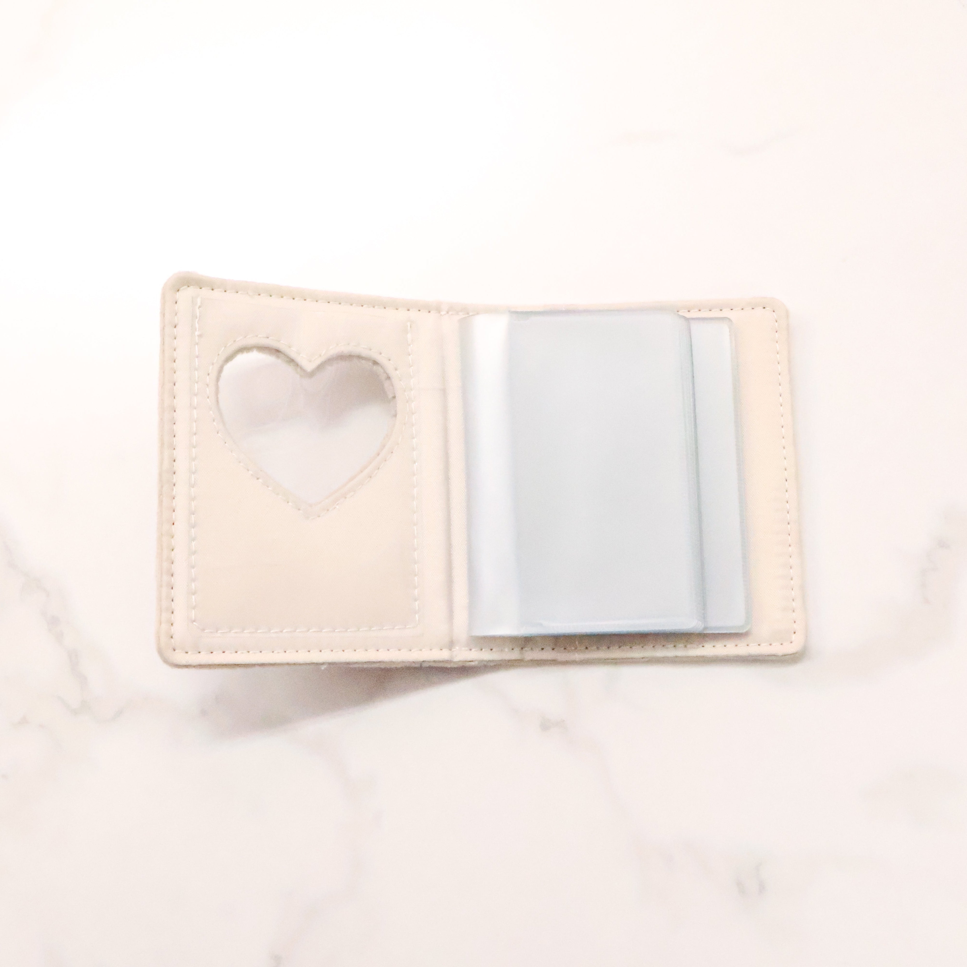 《LAFARY》ベルベットコレクトブック